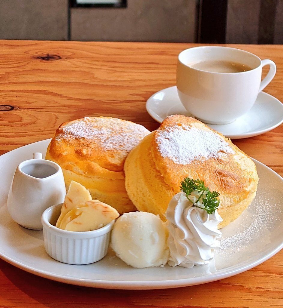 ふわっふわシフォンパンケーキとは？作り方レシピも公開！｜札幌