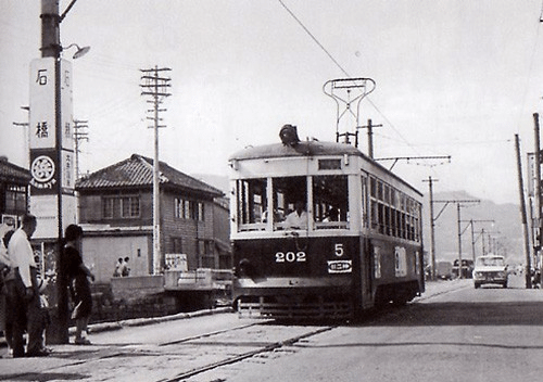 路面電車200形202号｜江島 達也／対州屋