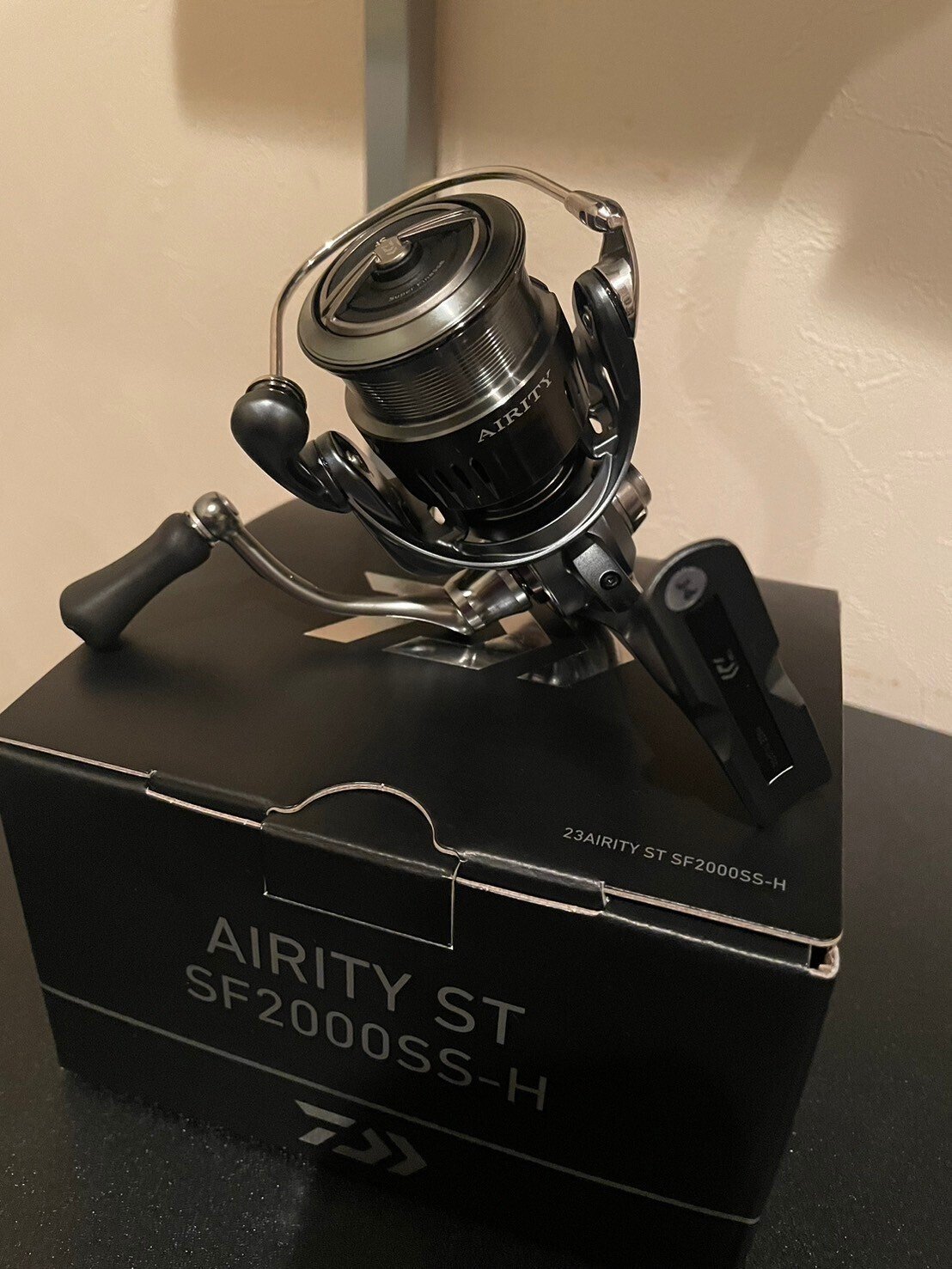 超軽巻きチューニング 極】エアリティ ST SF 2000SS-P - リール 超軽巻きチューニング 極】エアリティ ST SF 2000SS-P - リール