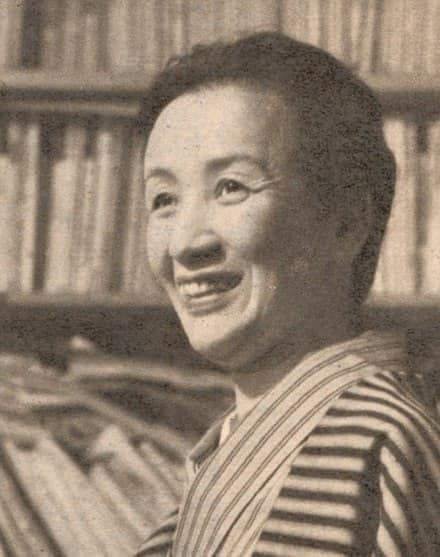 大塚未子 モダンきものの先駆者、大塚末子のデザイン哲学｜青木恵