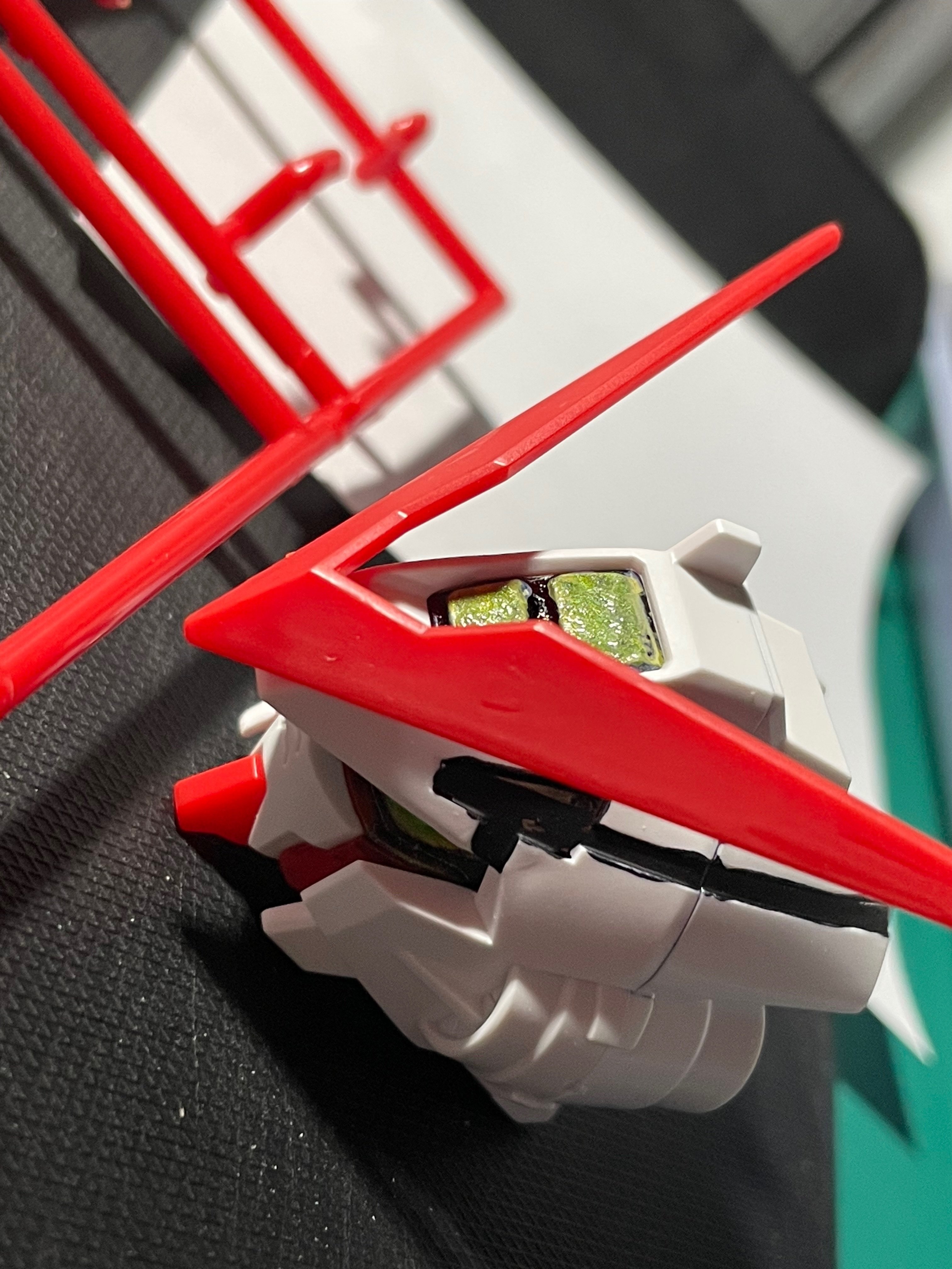 製作中】初めてガンダムマーカークリア艶消し、光沢を使ってみました