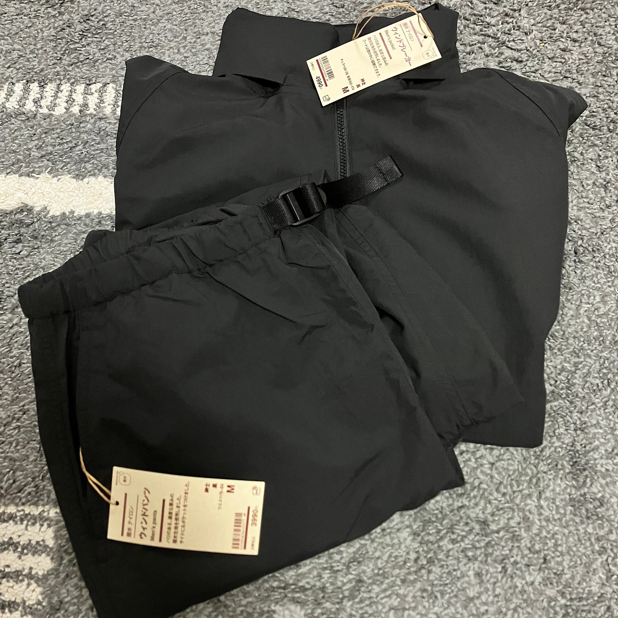 良品週間で、シャカシャカナイロンセットアップを購入しました｜MWM 