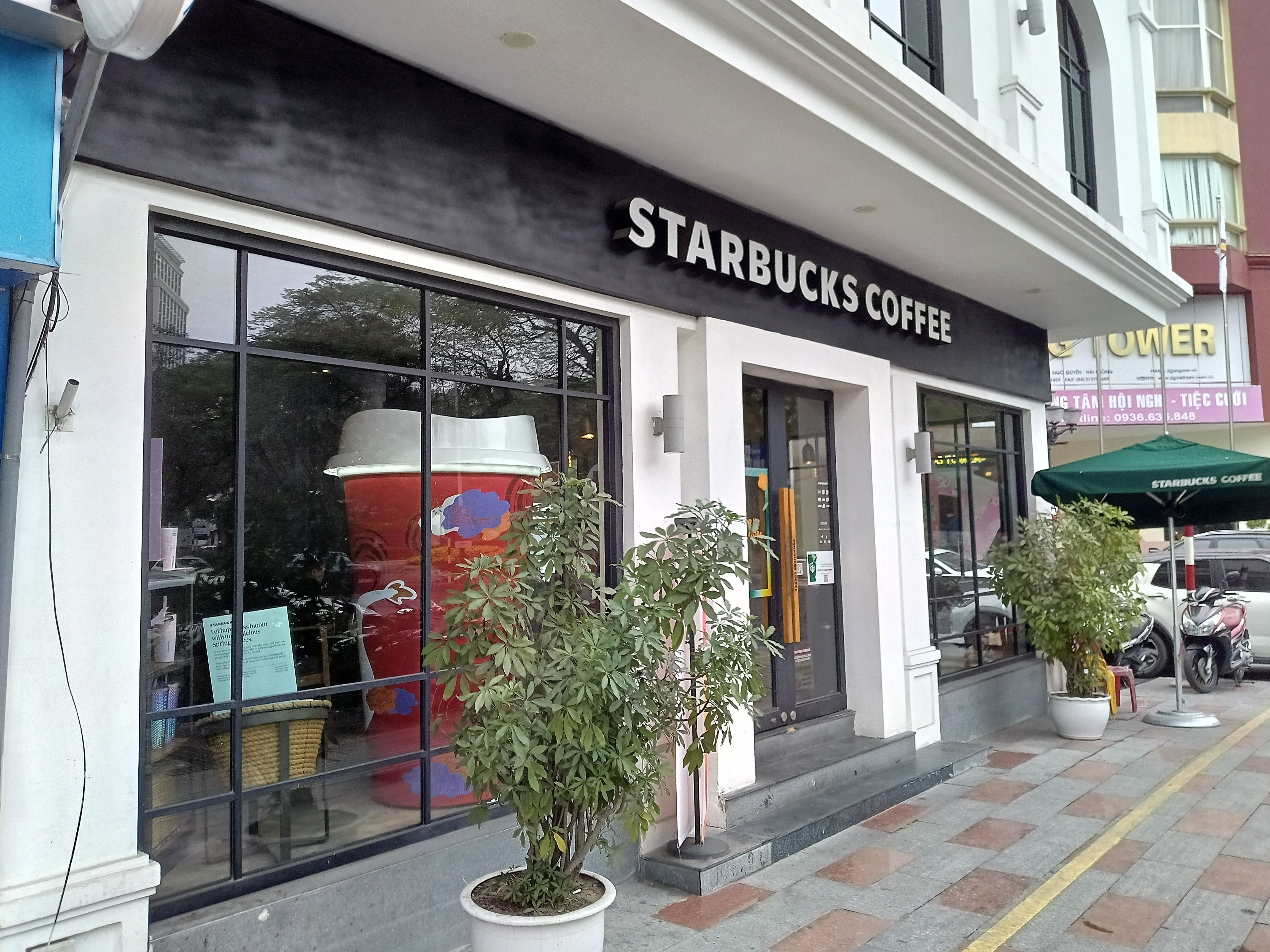 ベトナムのスタバが超オシャレだった話｜haruki