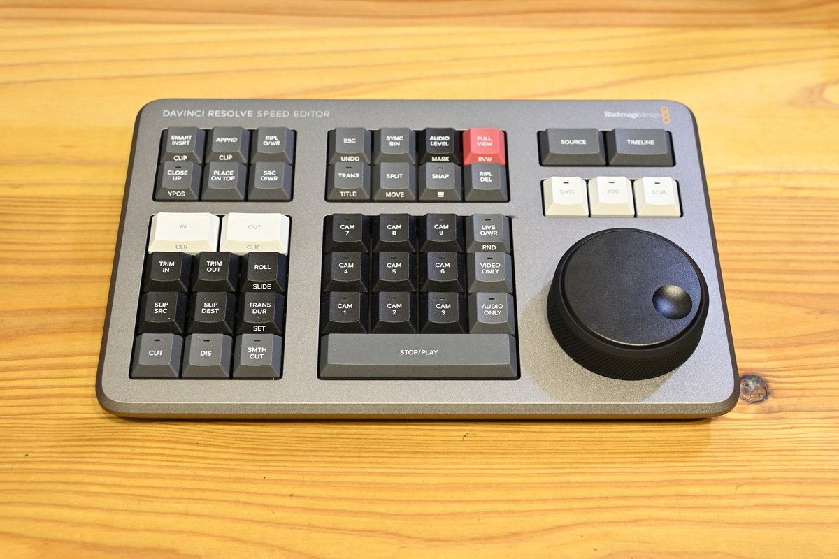 DaVinci Resolveを有料版にした。コントローラも生えてきた。｜不覚に  