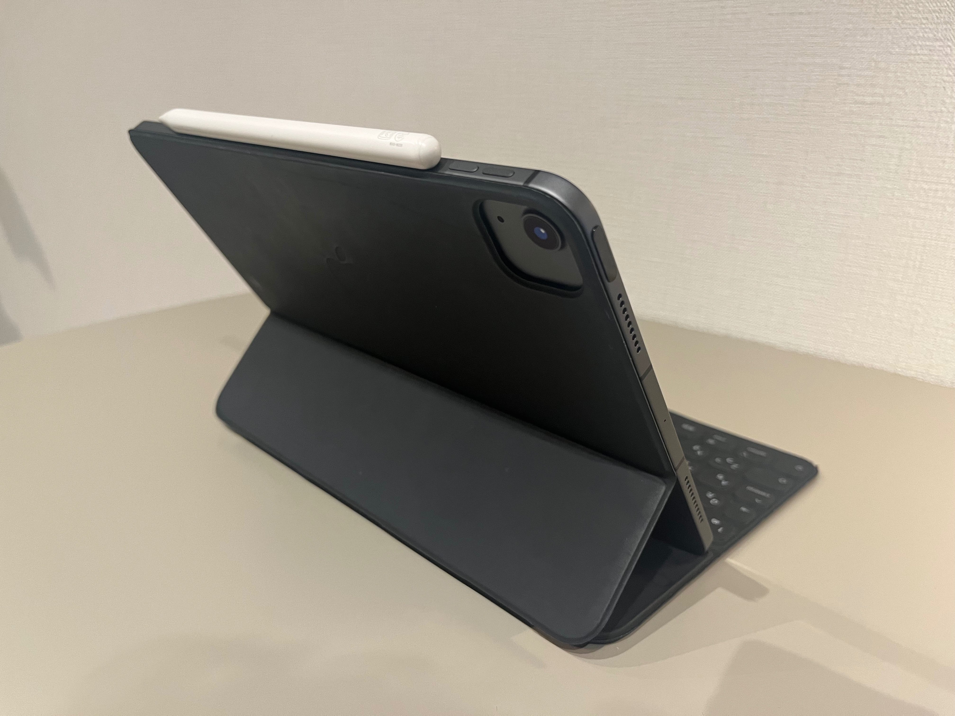 Tech】2024年も大活躍の旧世代iPad Airの4つの魅力&7つの使い方 Tech】2024年も大活躍の旧世代iPad Airの4つの魅力&7つの使い方