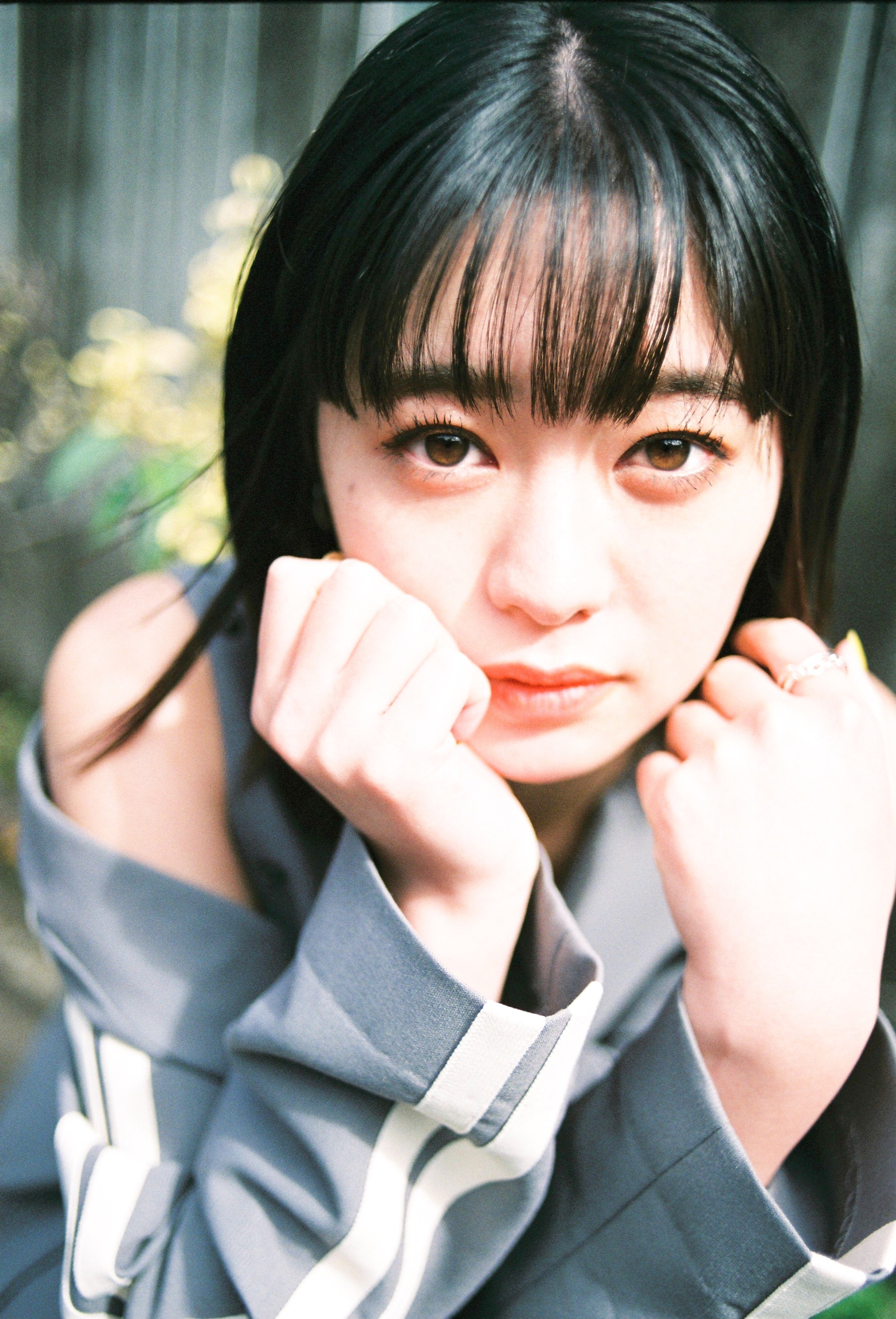 ブギウギ』で朝ドラ初出演&初写真集で魅力大爆裂！10代残り僅かの吉柳