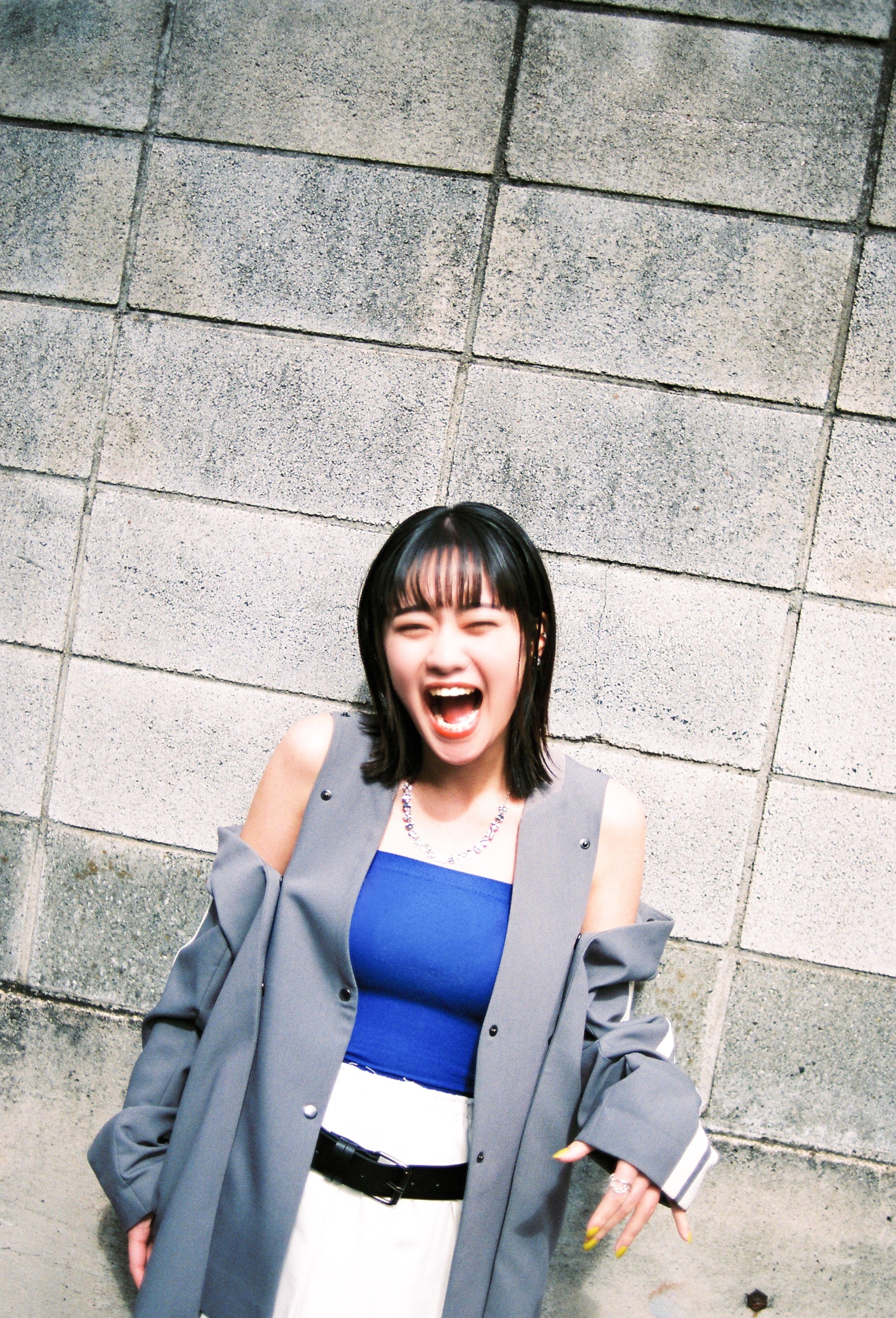 ブギウギ』で朝ドラ初出演&初写真集で魅力大爆裂！10代残り僅かの吉柳