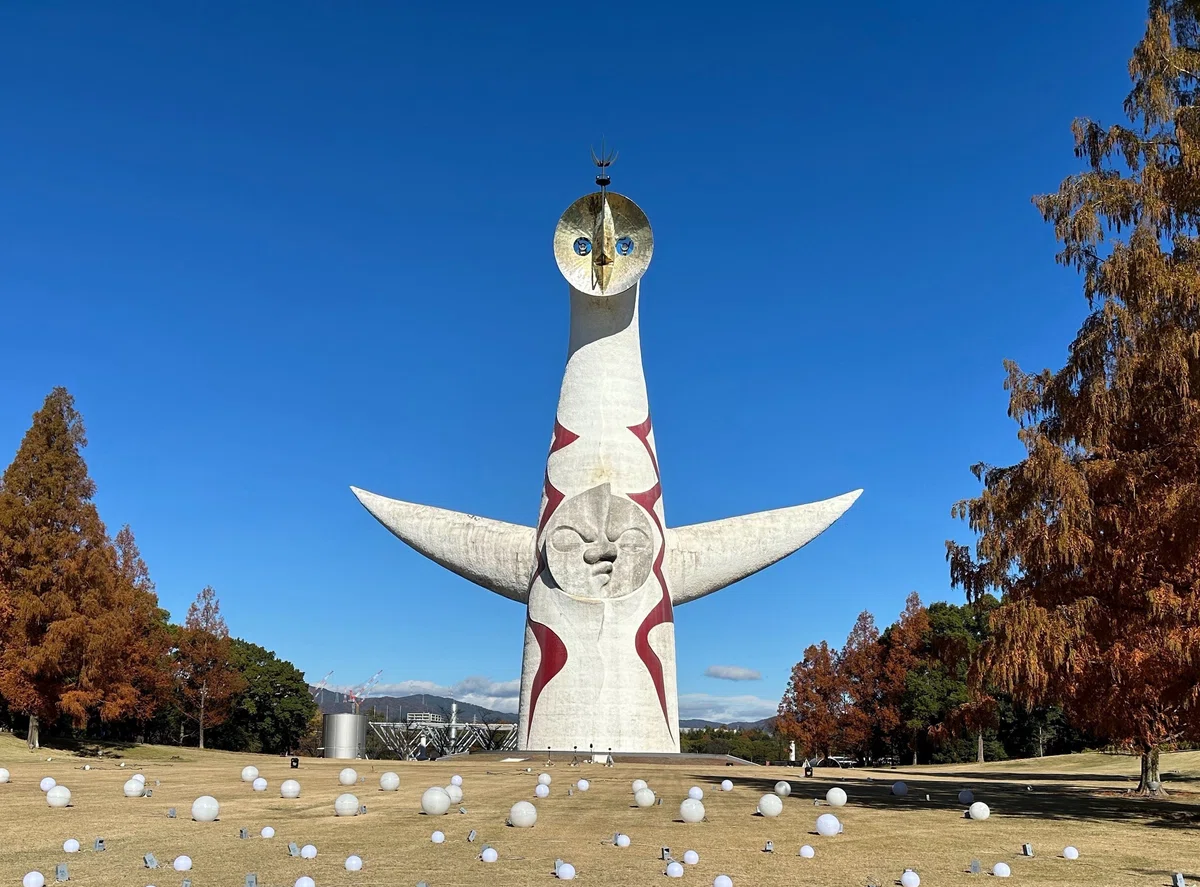 Mikomachi様。太陽の顔 岡本太郎 大阪万博 信楽焼 Expo