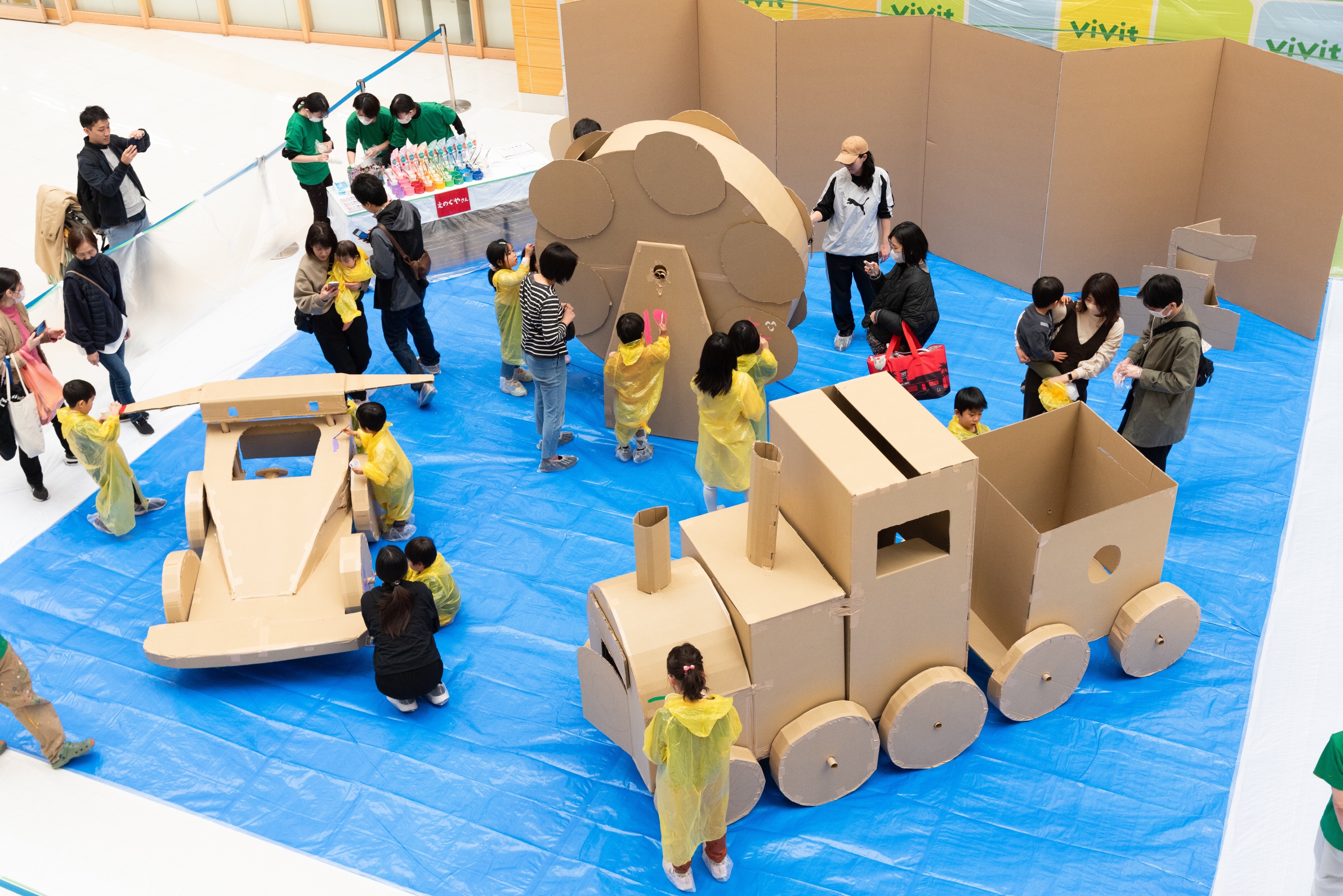イベントレポ】巨大ダンボール遊園地ペインティング!〜千葉 イベントレポ】巨大ダンボール遊園地ペインティング!〜千葉