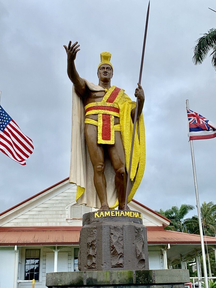 カメハメハ大王　デキャンタ　1971年製　ビンテージ　ヴィンテージ　ハワイ雑貨 ワイキキ周辺の銅像全8体！いくつ知ってる？｜sae