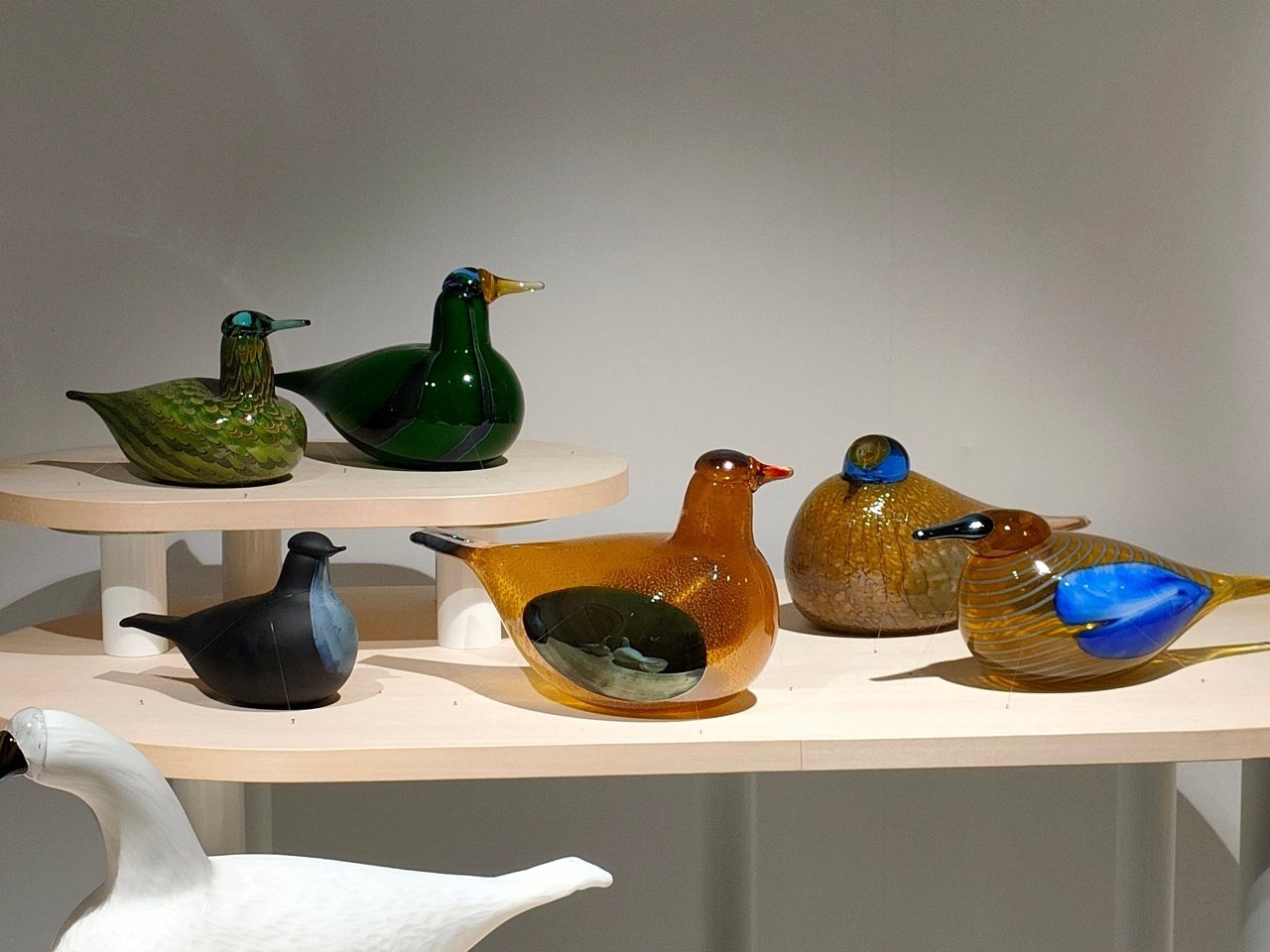 フィンランドの偉大なガラス作家オイバトイッカ作 鳥のガラス