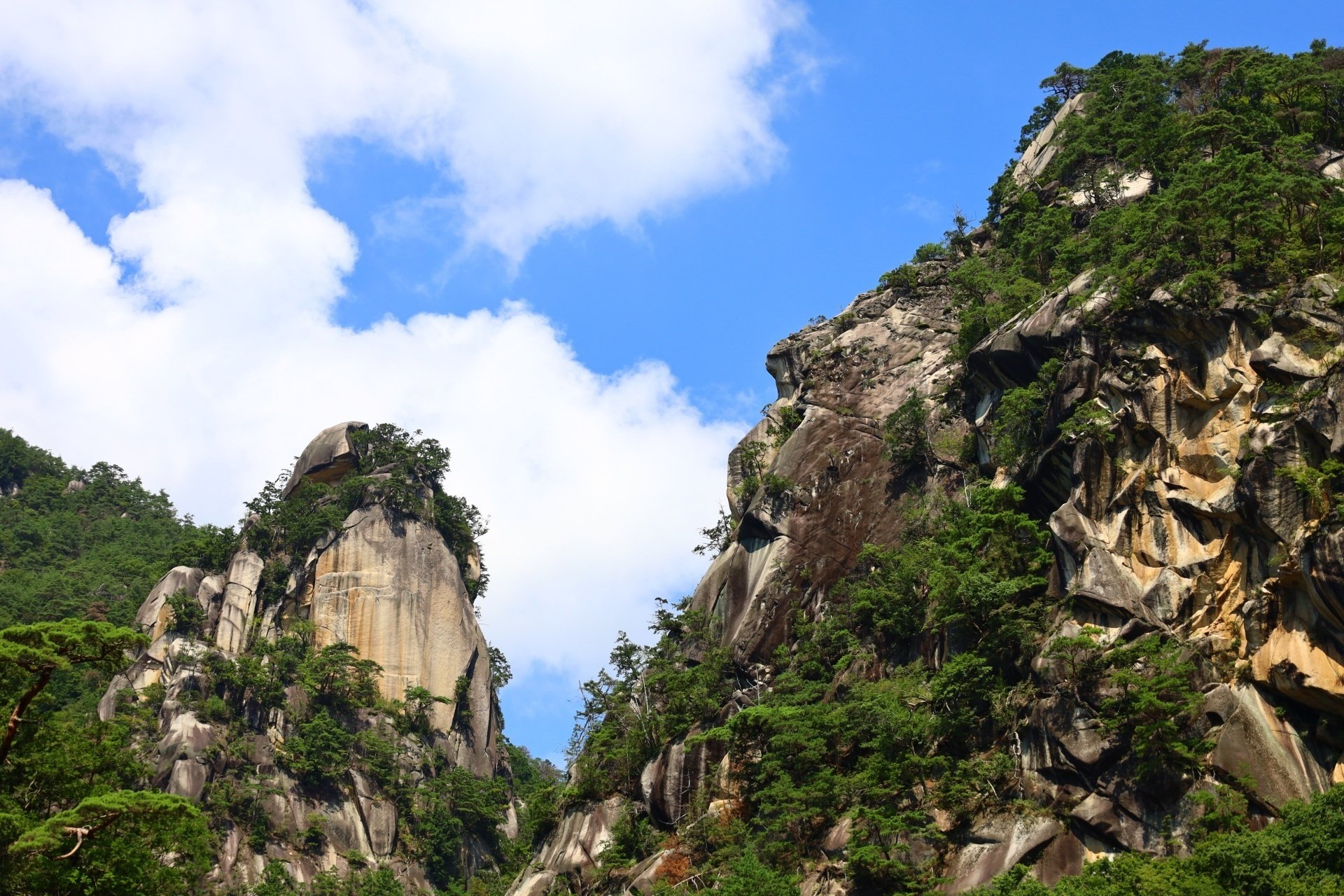 一幅のペナント物語#56】パーフェクトな一作。昭和の観光地は楽しい