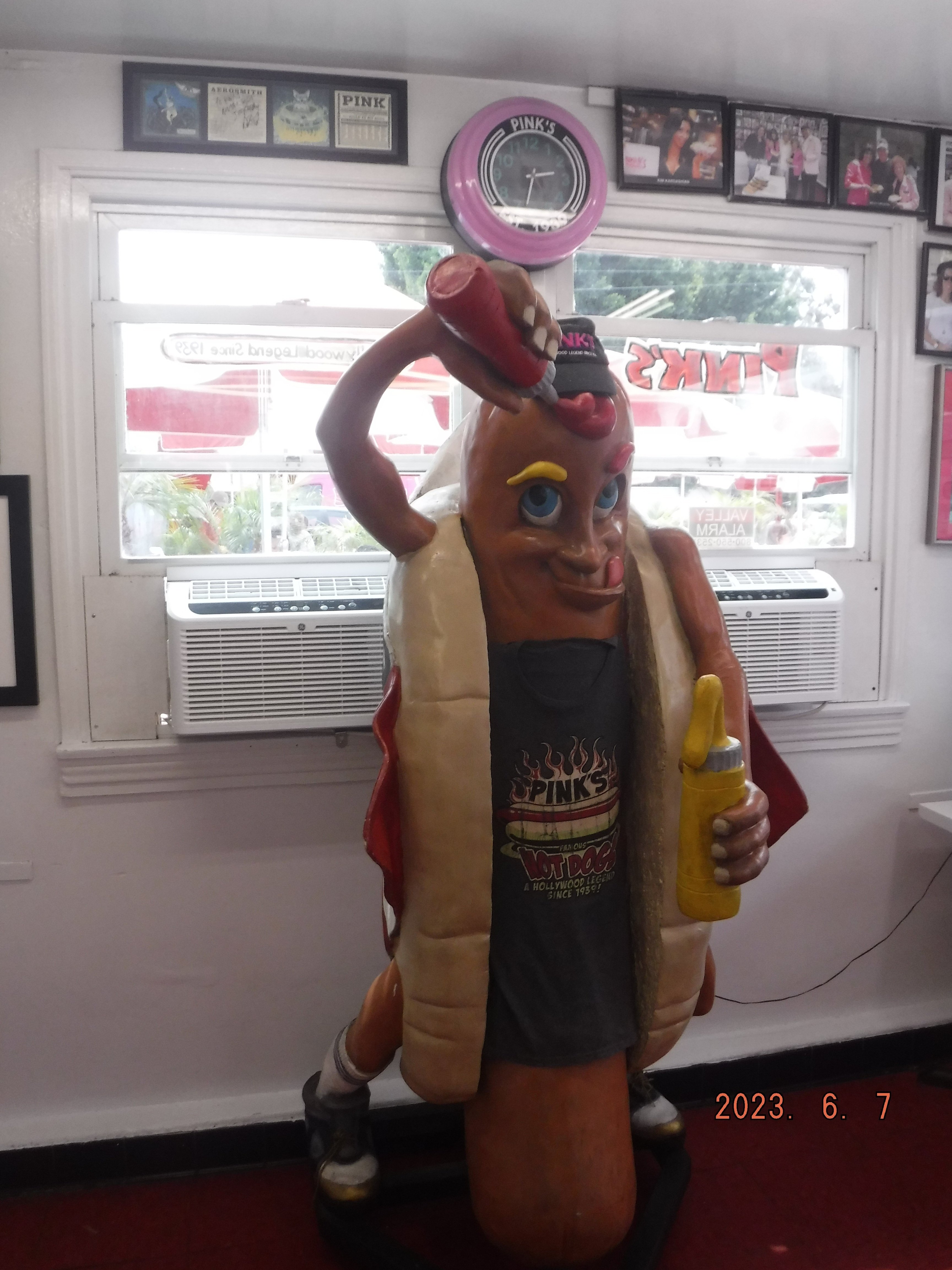 アメリカ横断 ピンクス ホットドッグス ロサンジェルス｜toyotaboxy