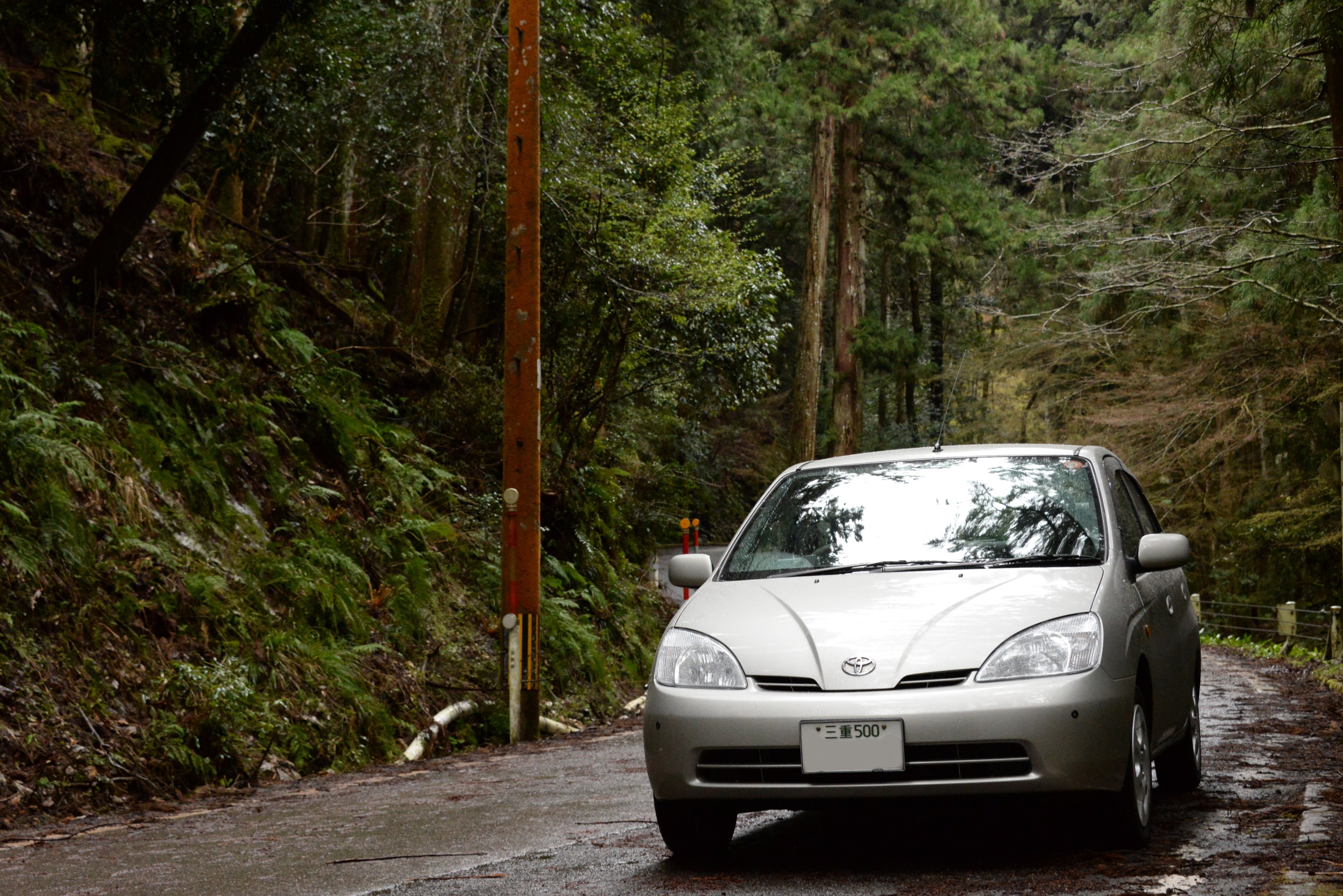 [101398] 10 プリウス 後期 NHW11 左 後 リア ドア 白040 JDM 2000 Toyota Prius NHW10 NHW11 Tialights Tail Lights Lamps Set OEM