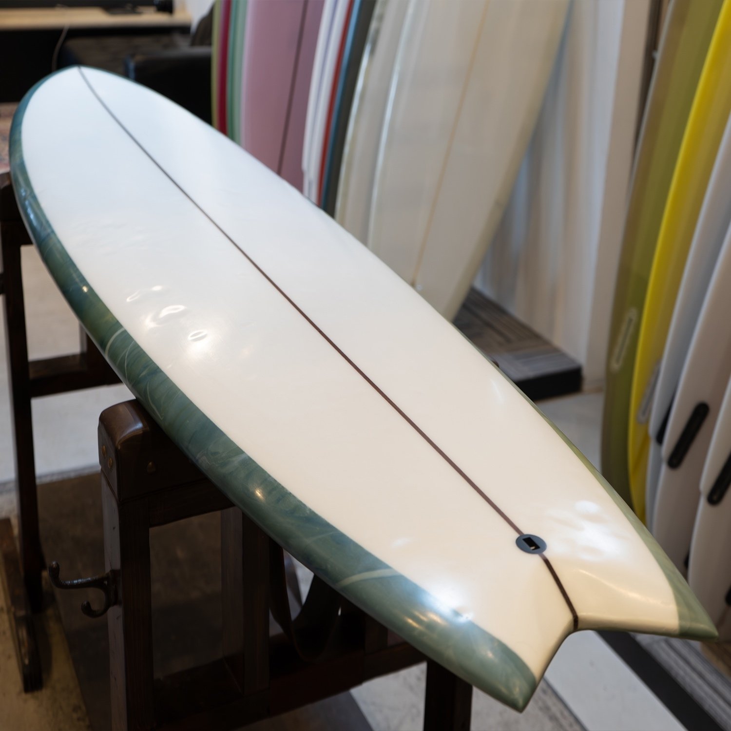 新品MR サーフボードテイクオフ最速203cm6'8展示品の為格安