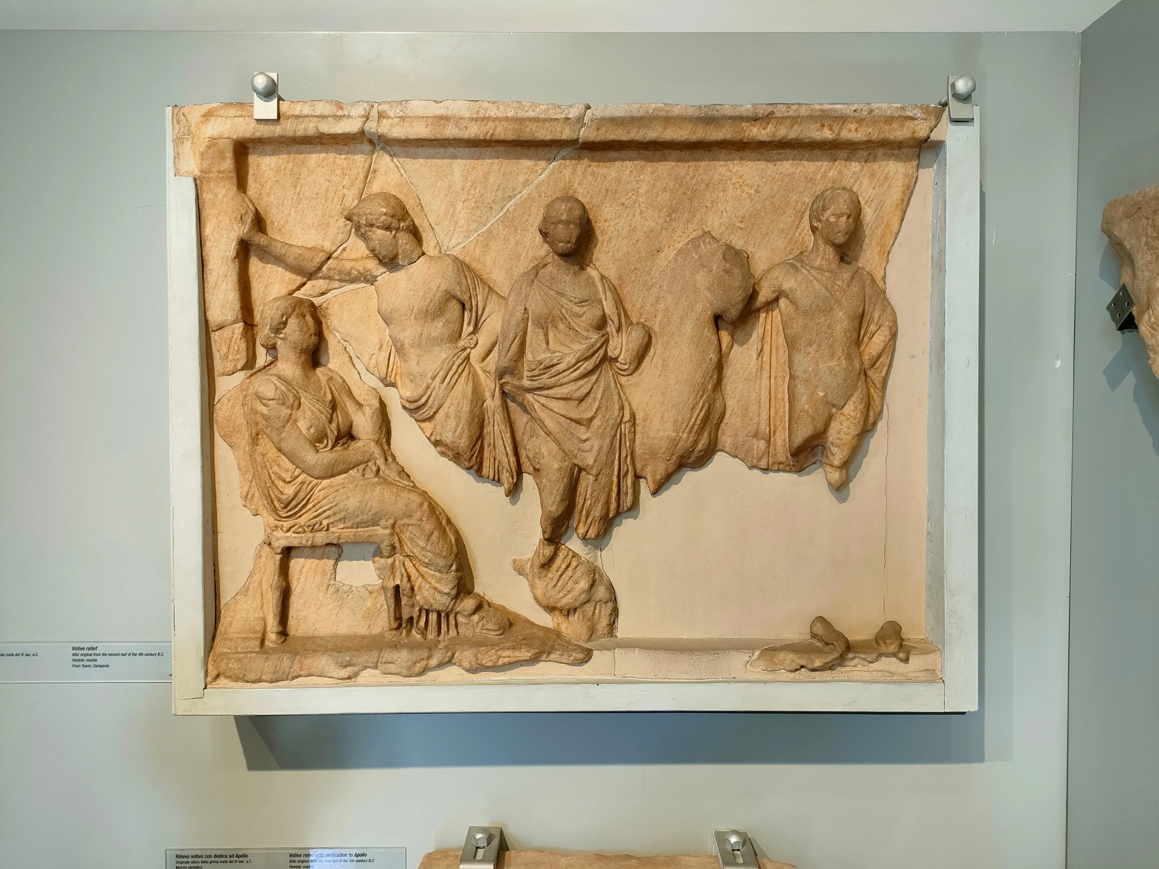 バラッコ古代彫刻美術館にある古代ギリシャのレリーフ｜ナカシ