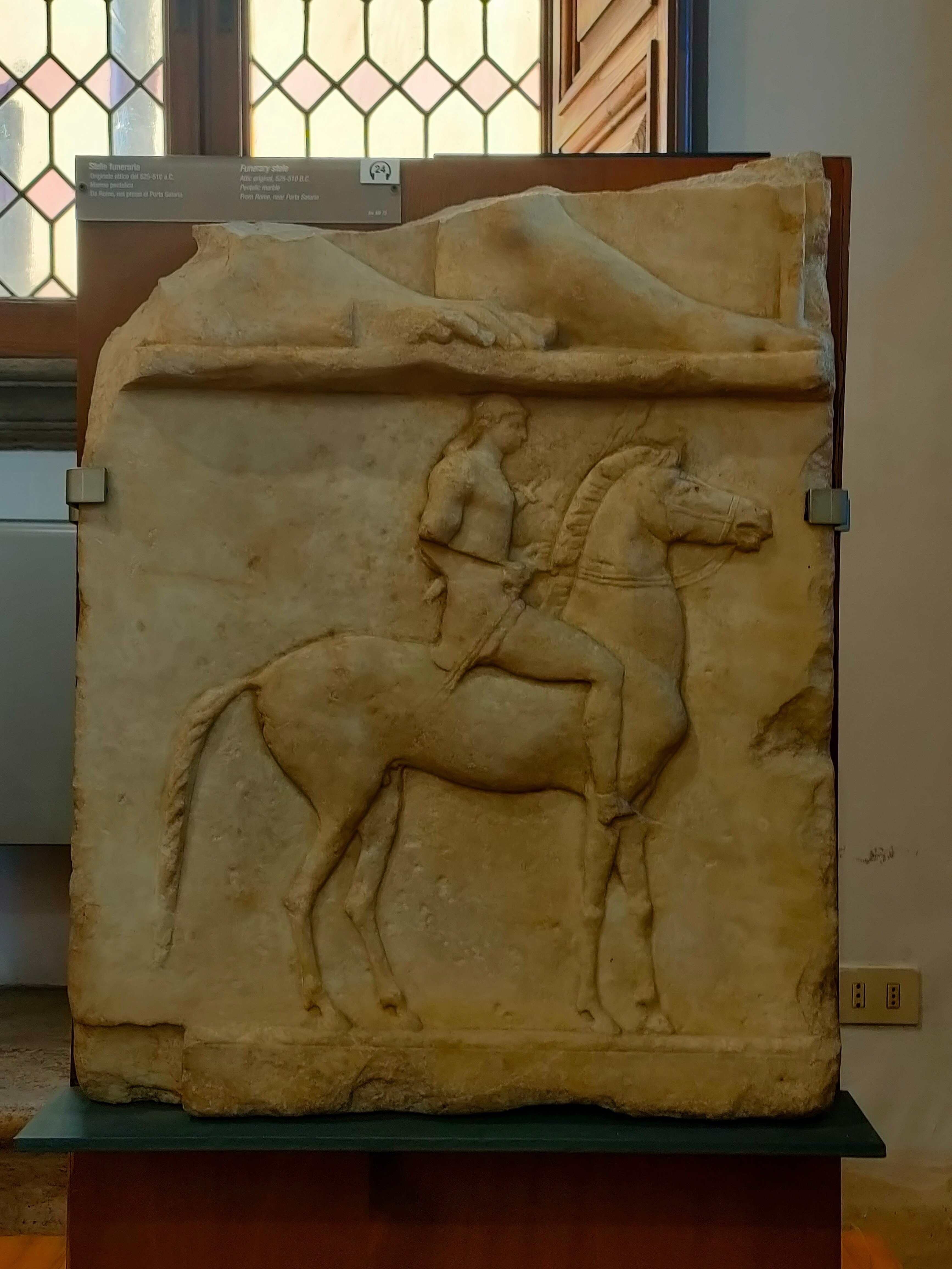 バラッコ古代彫刻美術館にある古代ギリシャのレリーフ｜ナカシ