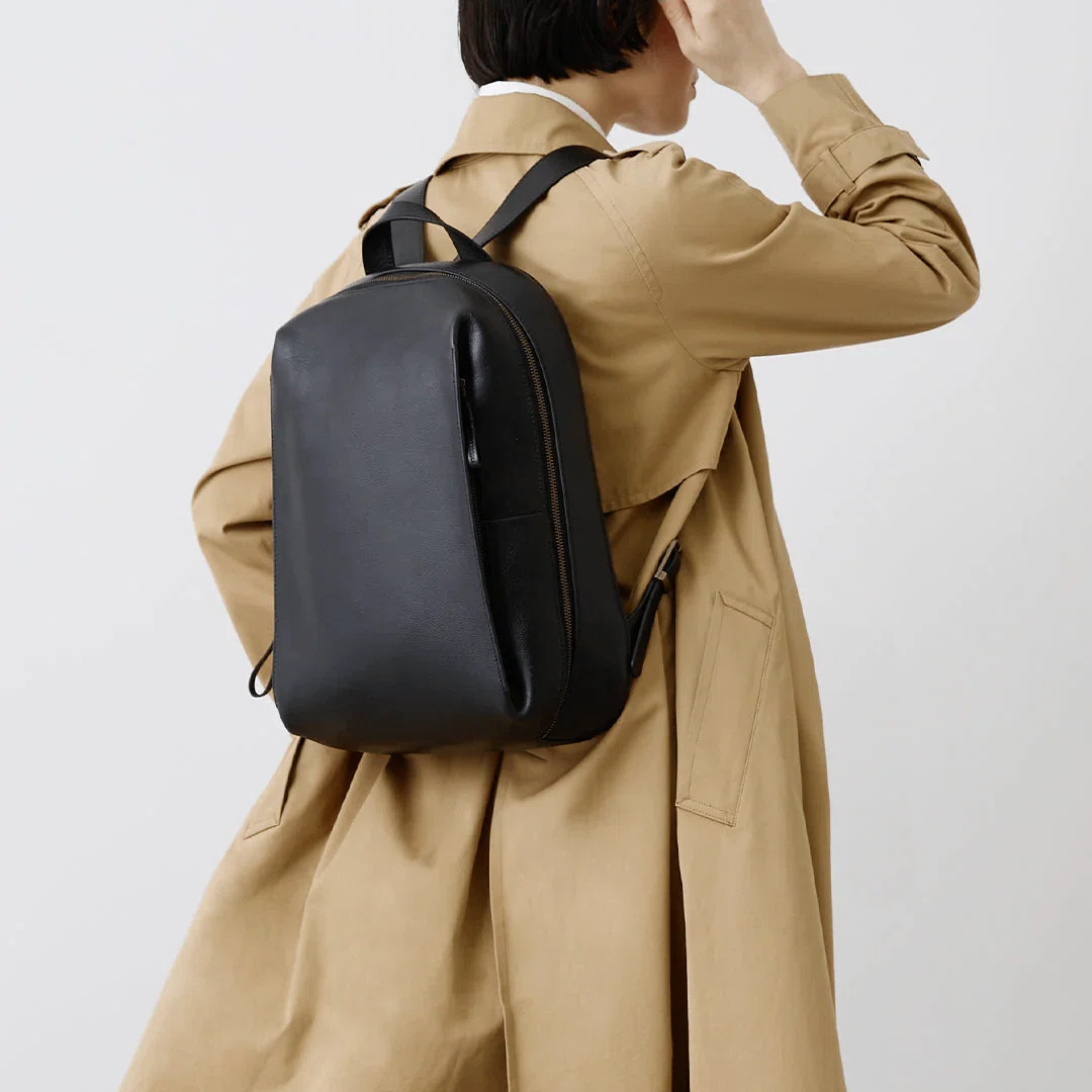 A versatile bag that can be used for outings, work, and any