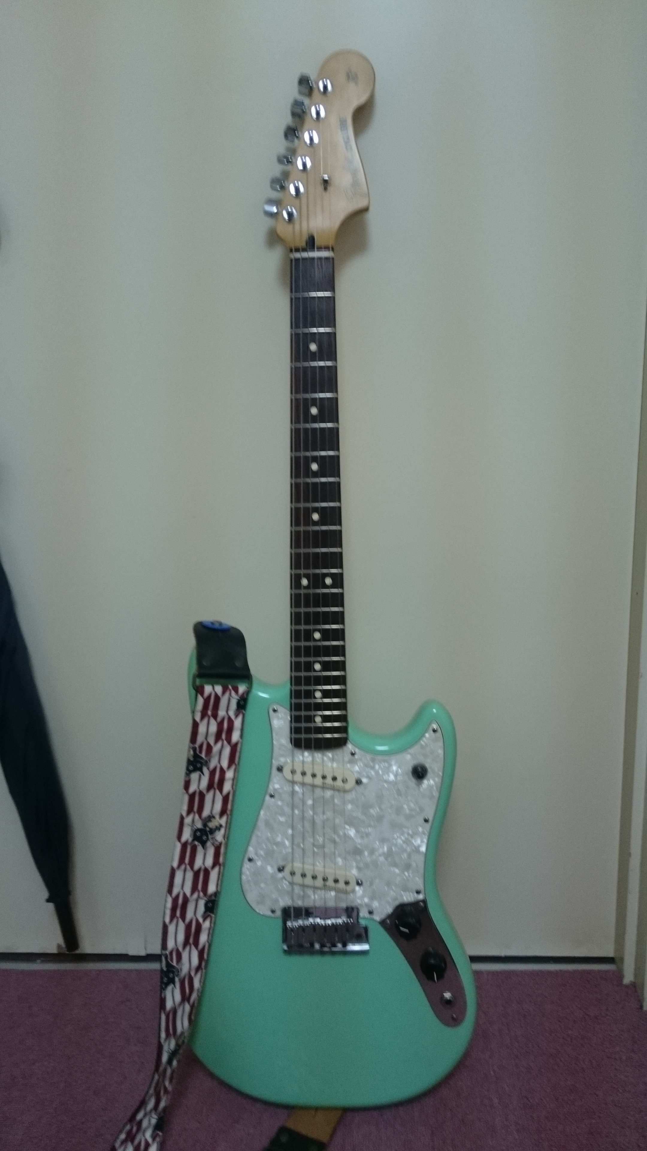 ☆Squire by Fender CYCLONE☆木村カエラ・生産完了品☆ - メルカリ