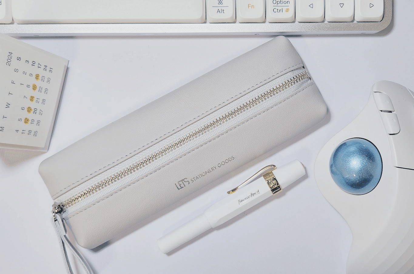 厳選された筆記具を。時にはー：LETSのPentaboricペンケース｜わちゃ