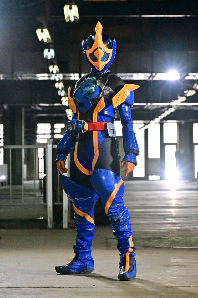 a*i様 虫*王様 仮面ライダーリバイス　コスプレ 仮面ライダータイクーン meets 仮面ライダーシノビ』にZX・剣斬