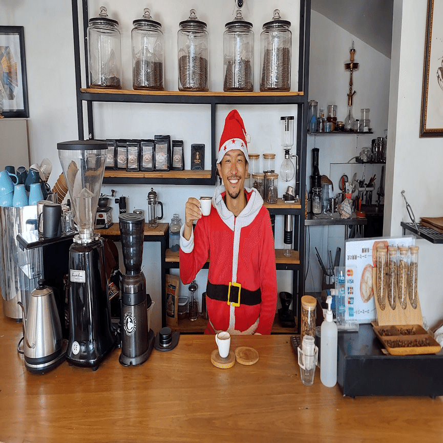 ジャコウネコのうんちから採られるコーヒー豆「コピ・ルアク」が一杯数