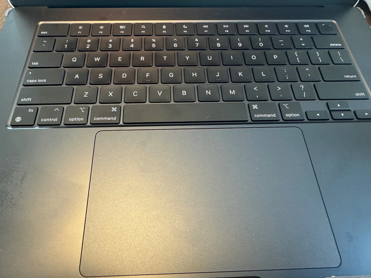 MacBook Air M2 8GB/512GB なくっ US配列 ミッドナイト