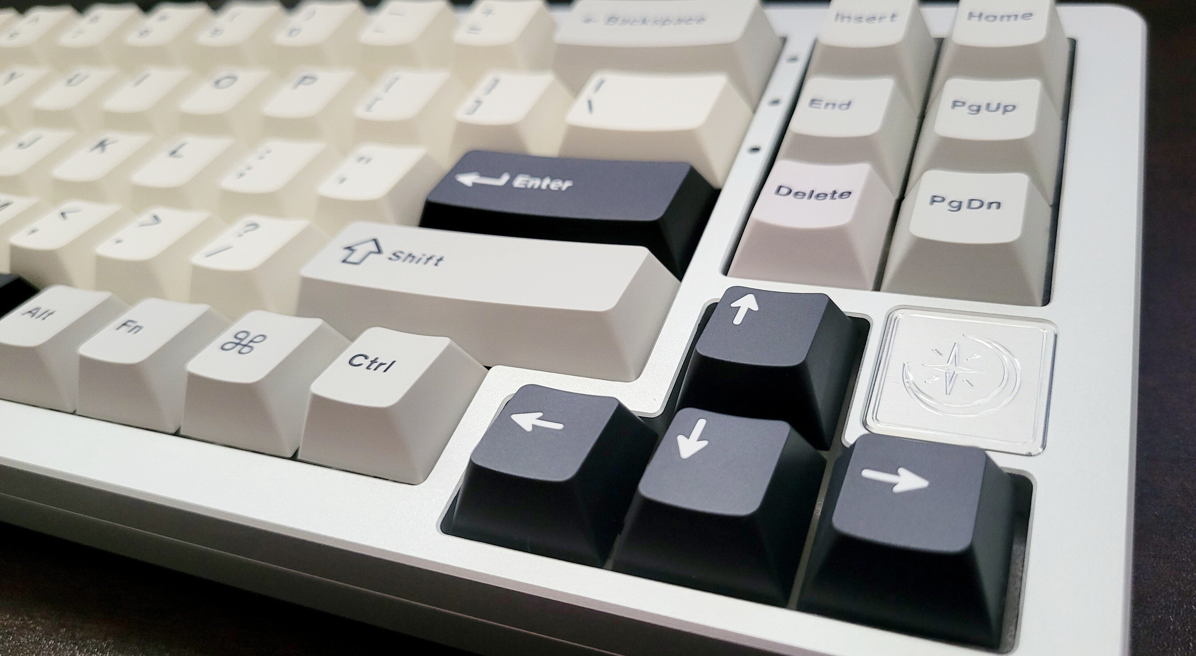 YUNZII AL71 アルミニウム キーボード Amazon | YUNZII AL71 メカニカルキーボード 68% コンパクト