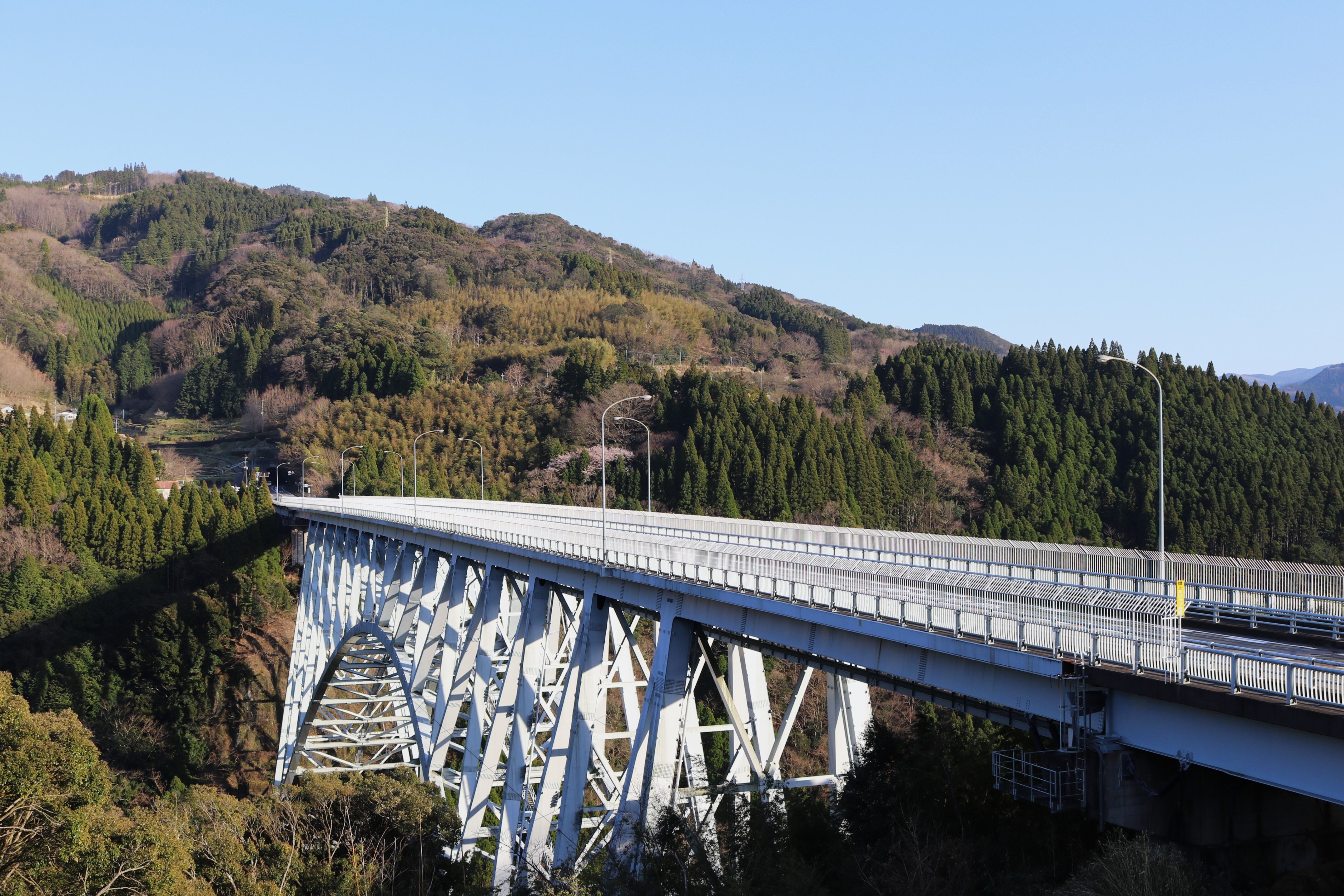 写真】高千穂峡散策と鬼八の力石｜Abbey -旅するように暮らす、暮らす