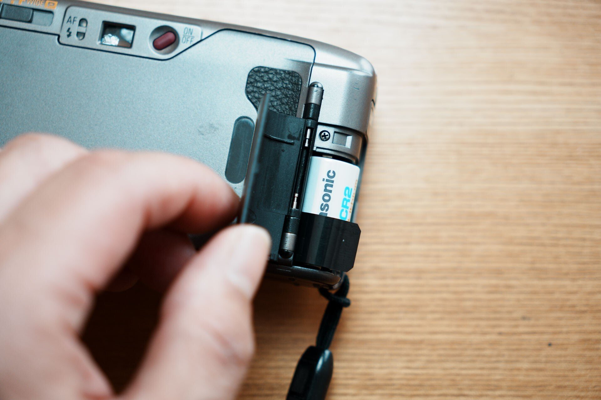 RICOH R1s 新品電池&フィルムセット済み/内容一部変更
