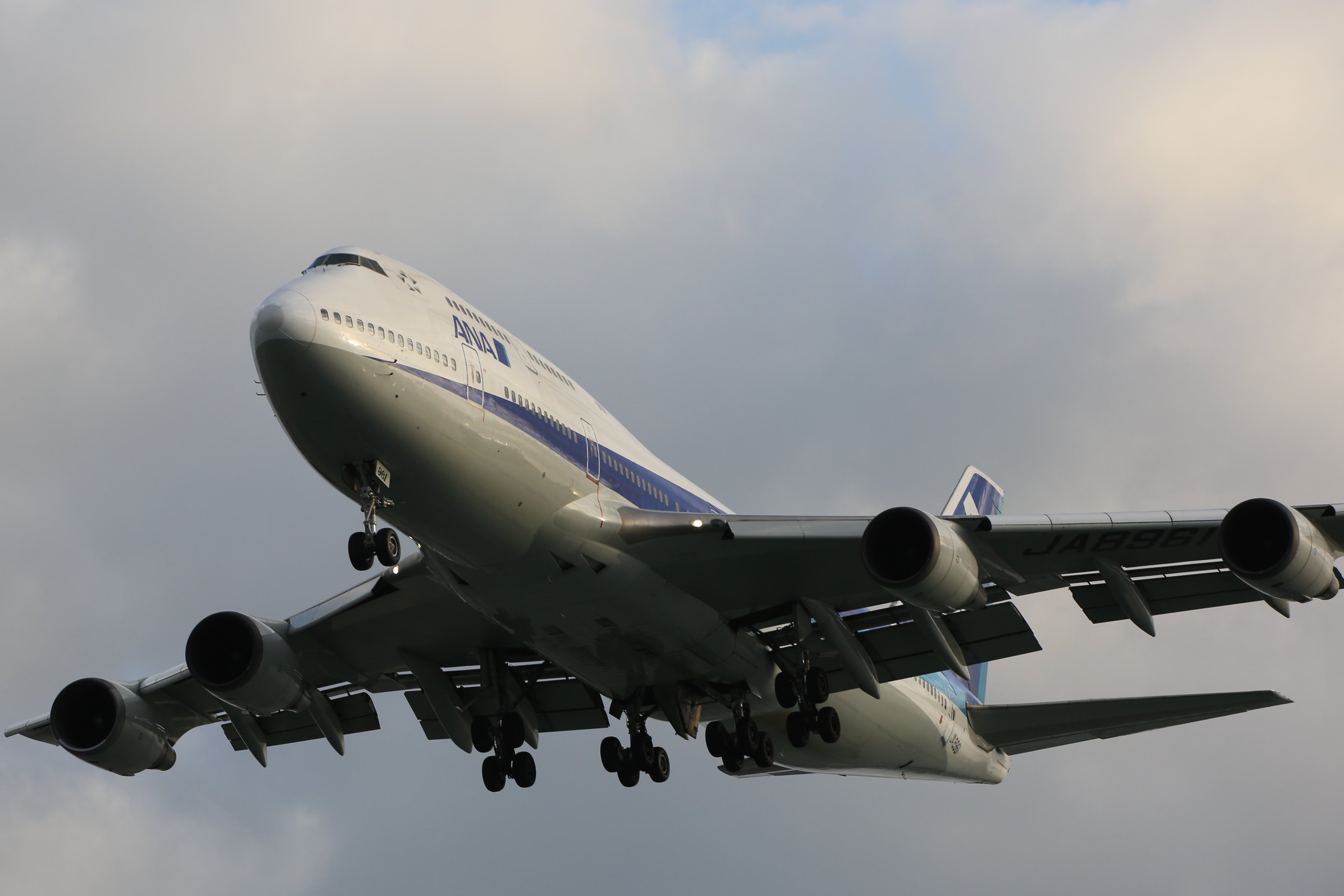 21世紀版コンコルド」実証機「XB-1」初飛行の記事を読んで747 vs