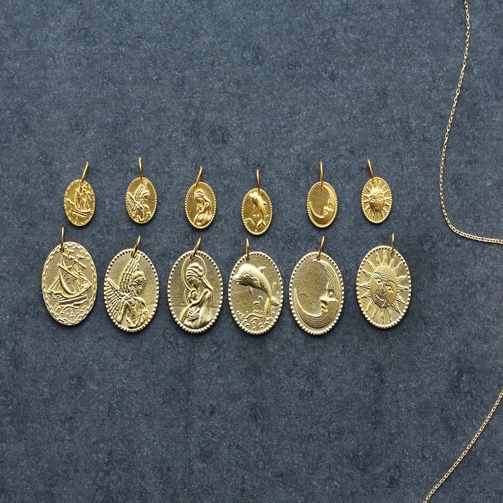 オリジナルの【純金のコイン 】は世の中に少ないのかも。。しかも「小さくて可愛い」ときたら、尚更なのでは？｜株式会社RAINの商品開発日誌。【純金】などを扱う珍しい会社です。