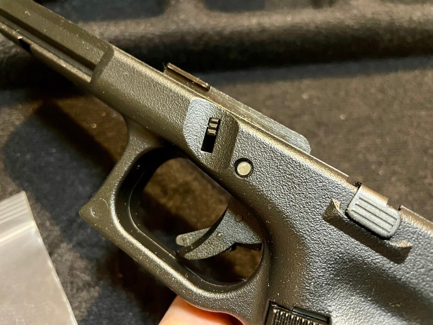 トリガーが重くなるバネ」東京マルイ Glock17 Gen.5用 組込み方法