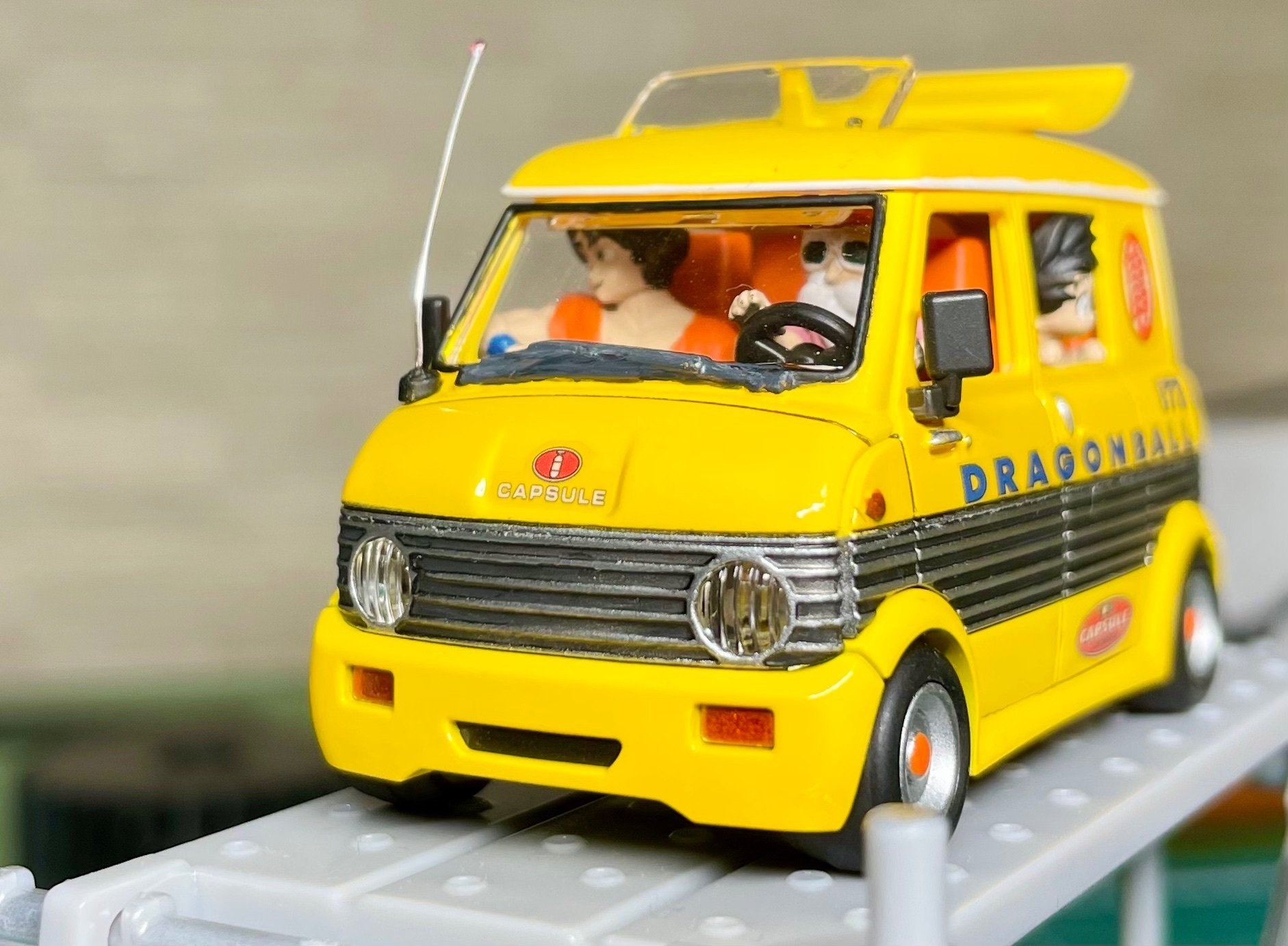 未使用・ドラゴンボール[人参化の車と盗賊ヤムチャの車フィギア] 未使用・ドラゴンボール[人参化の車と盗賊ヤムチャの車フィギア