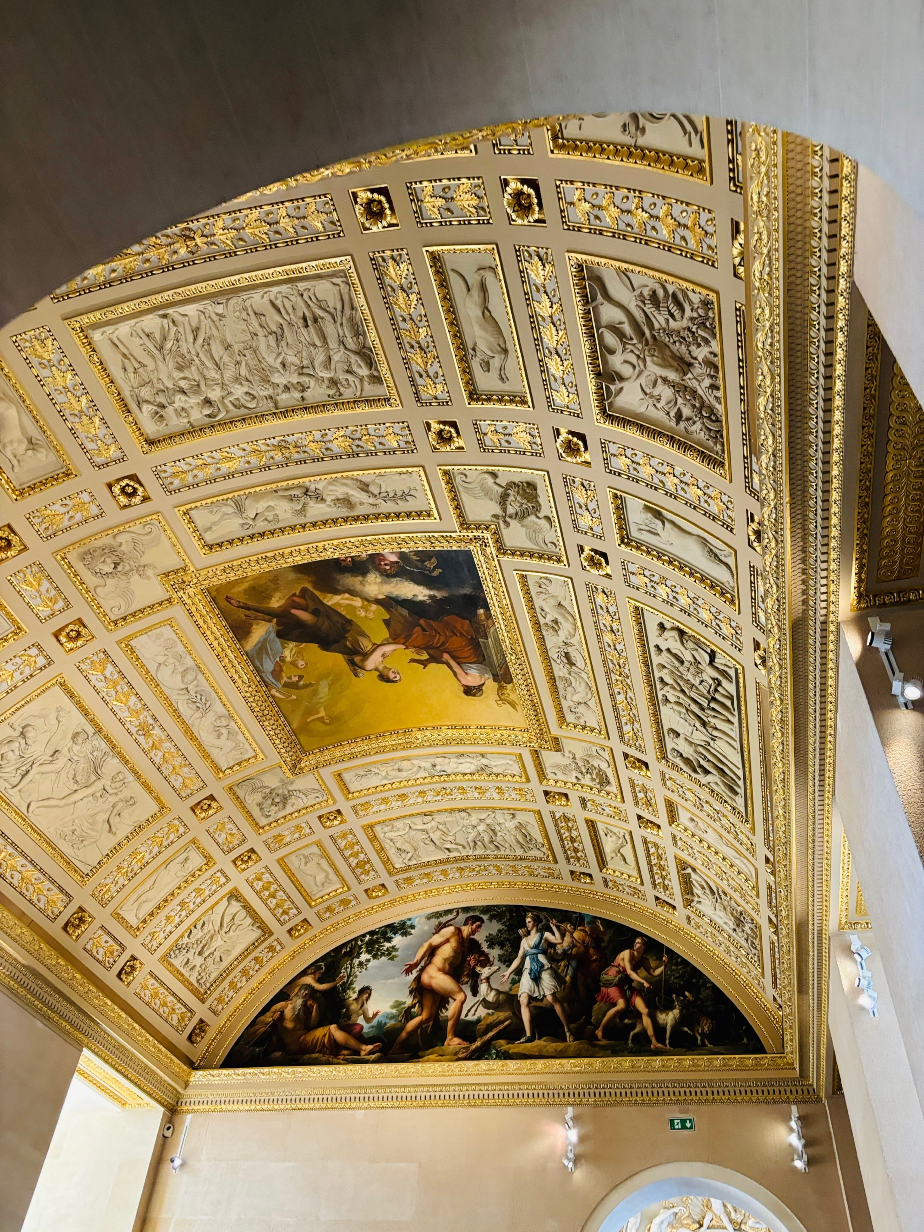 フランス旅といえばルーブル美術館〜なにがスゴイのか感じてみた