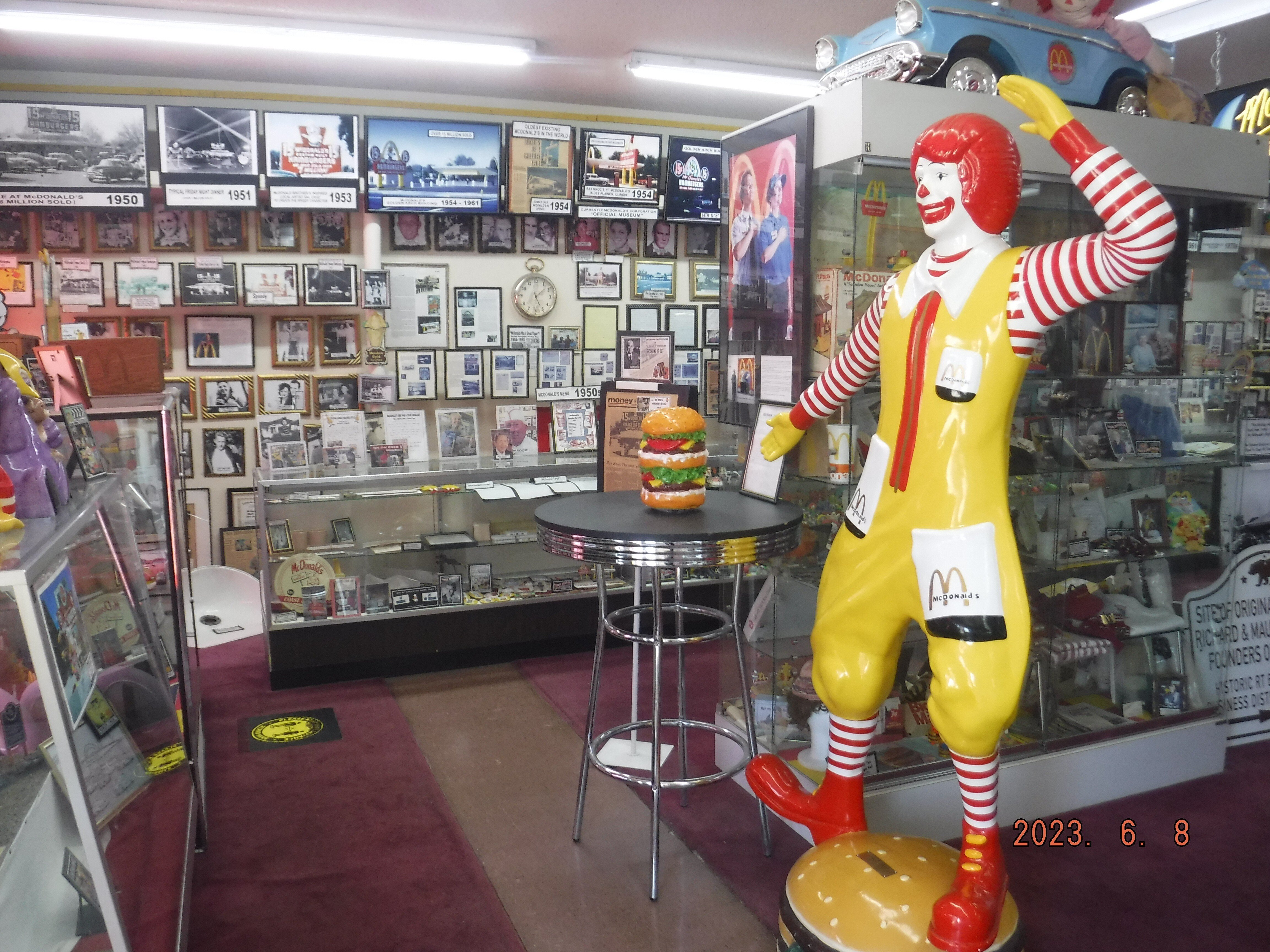 アメリカ横断 First Original McDonald's Museum｜toyotaboxy