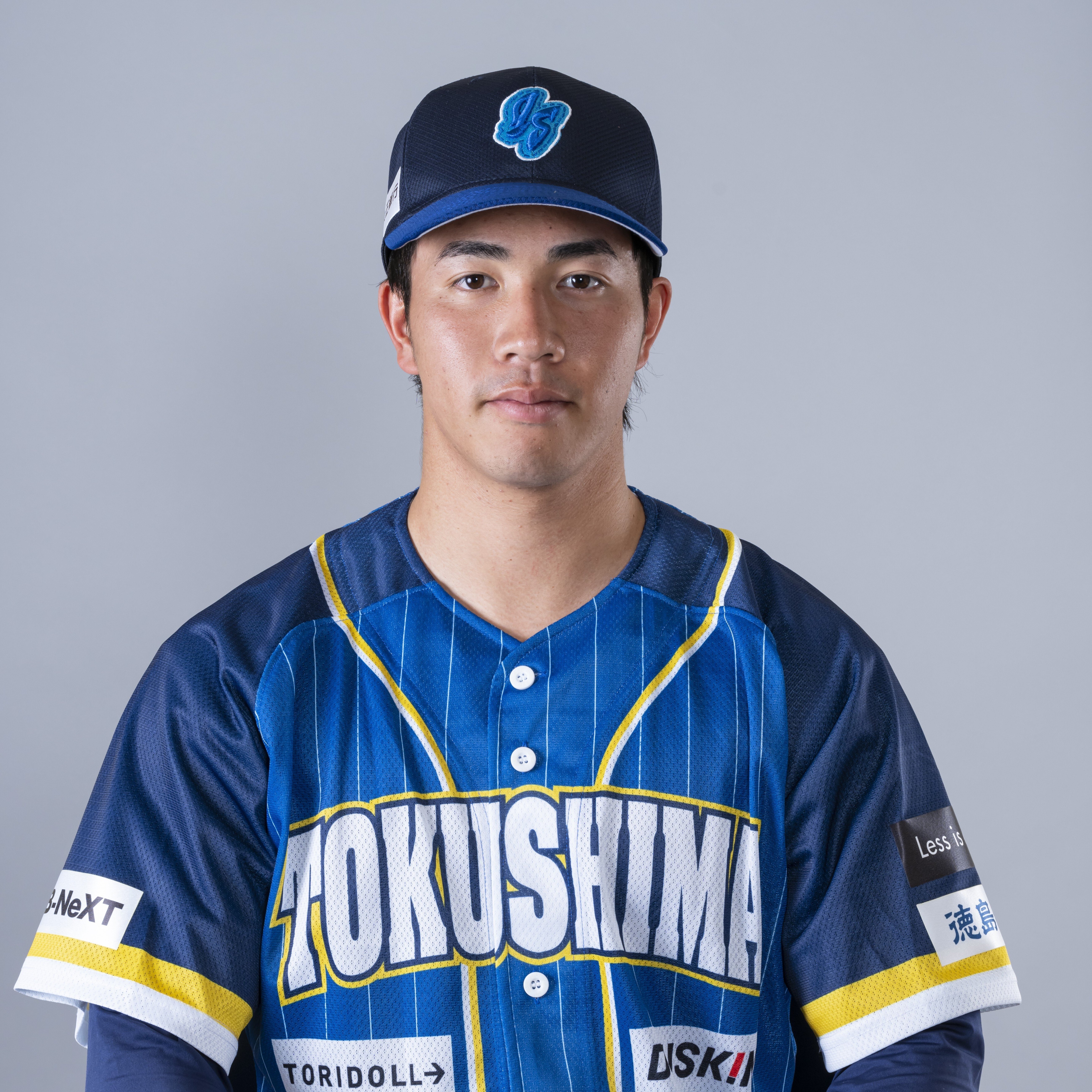 横浜高校の練習着と帽子です！