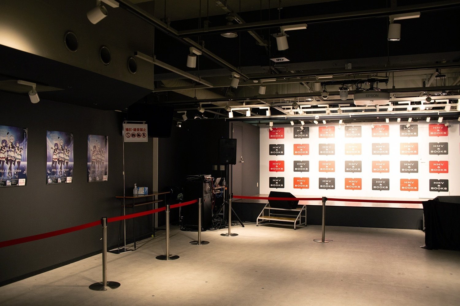 SILENT QUEEN 2ndシングルリリースイベント in渋谷 オフィシャル