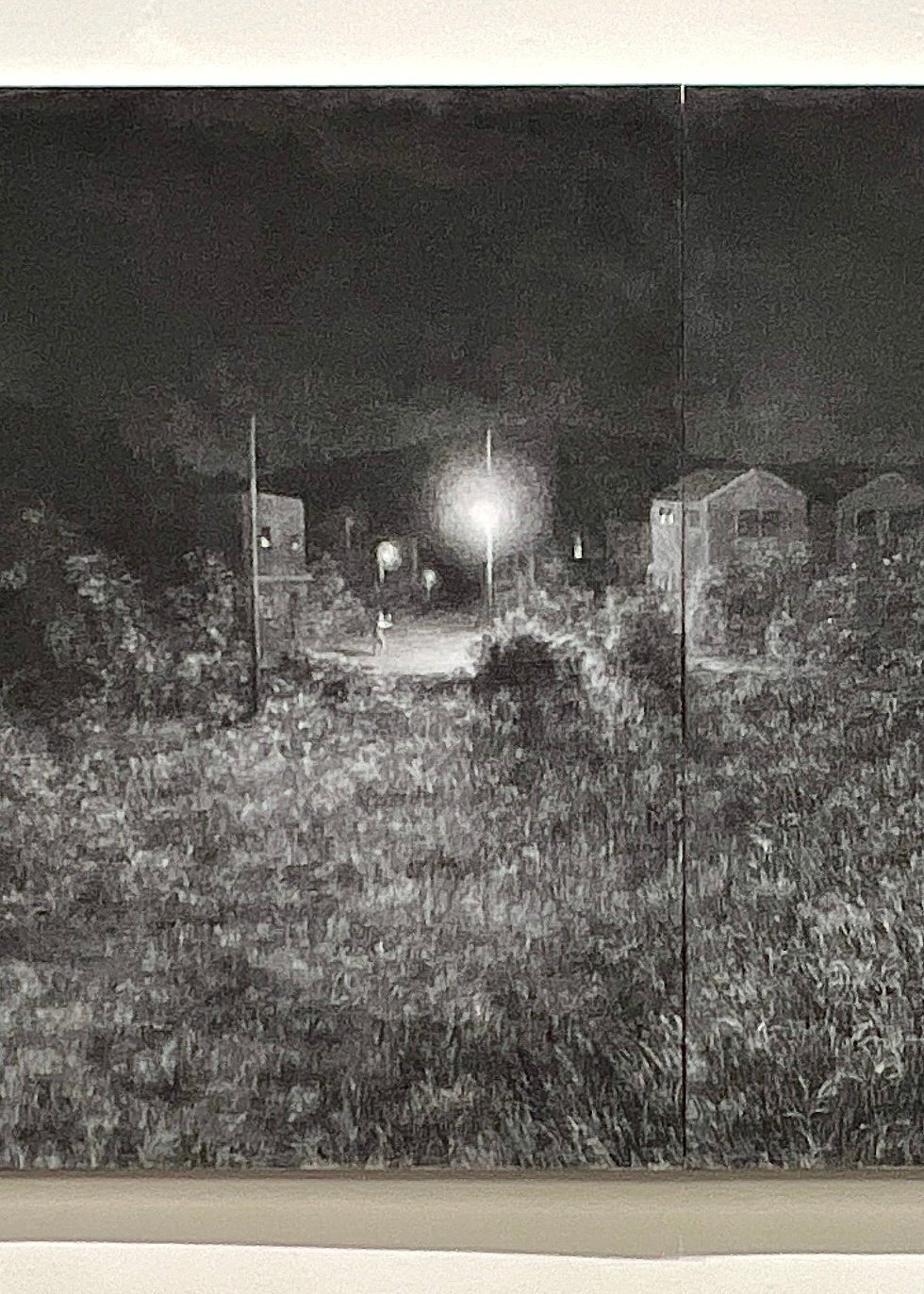 秋田で踊る画家の「日常」を描いた木炭画がVOCA賞＠上野の森美術館