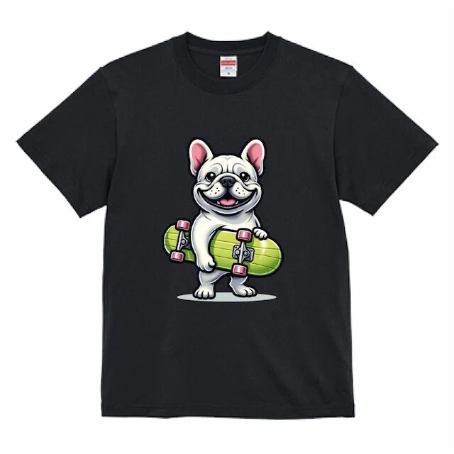 スケートボードを楽しむフレンチブルドッグのTシャツで、日常に