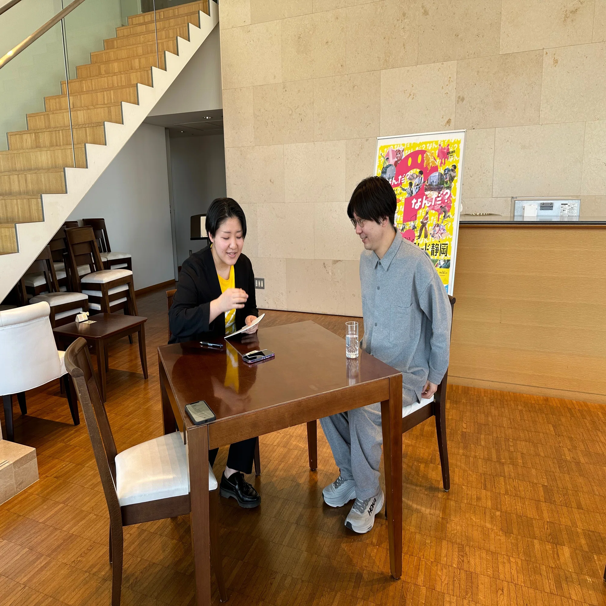 野外には壁がない。どこまでも虚構で、どこまでも曖昧で、どこまでも 