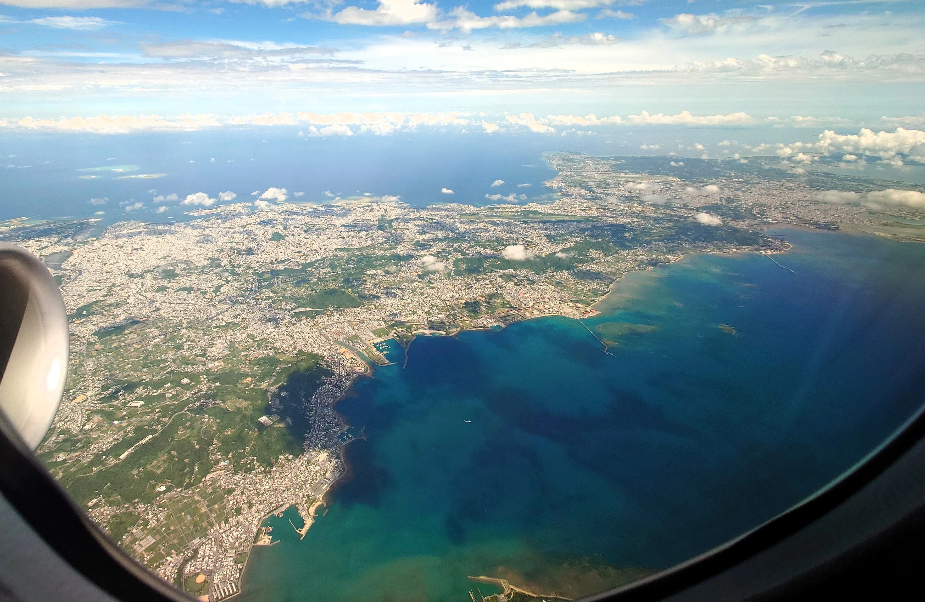 機窓画像コレクション「琵琶湖」「沖縄本島」など／2022年｜菅野ノリヒコ