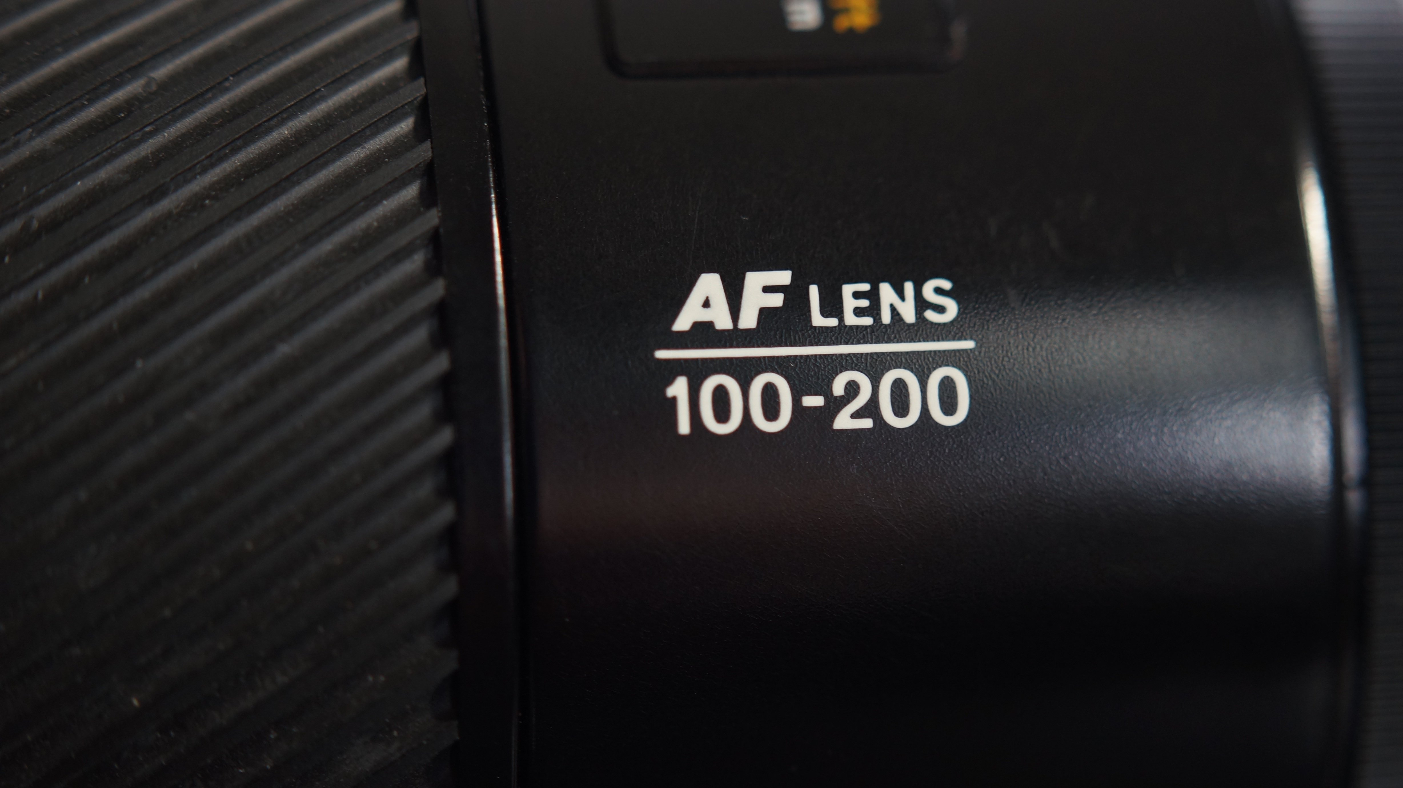 あれ？コレいいレンズ！MINOLTA AF ZOOM 100-200mm f4.5｜あんのうん01