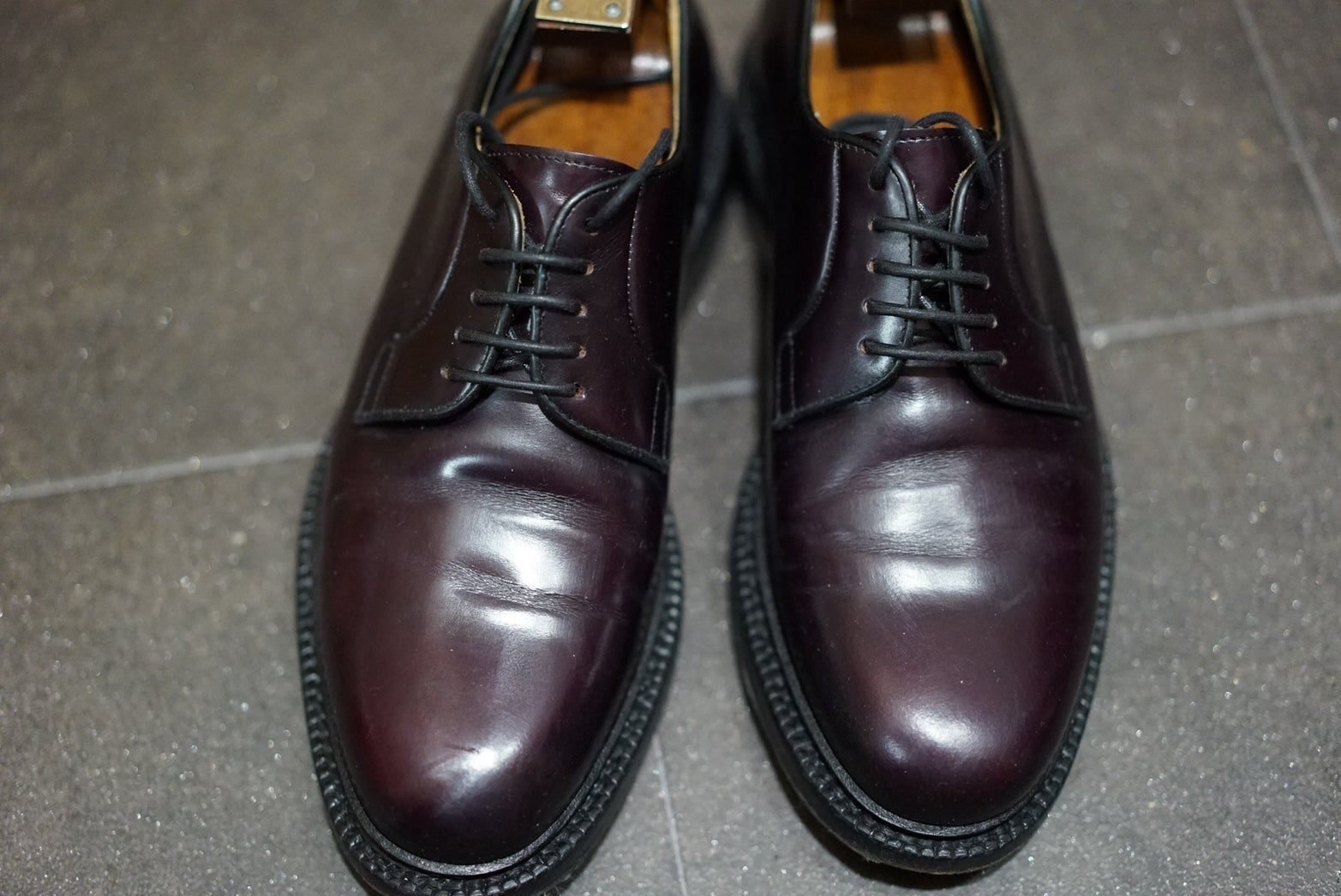 Berwick 革靴 ネイビー シューキーパー付き Berwick 革靴 ネイビー シューキーパー付き 完全保存版