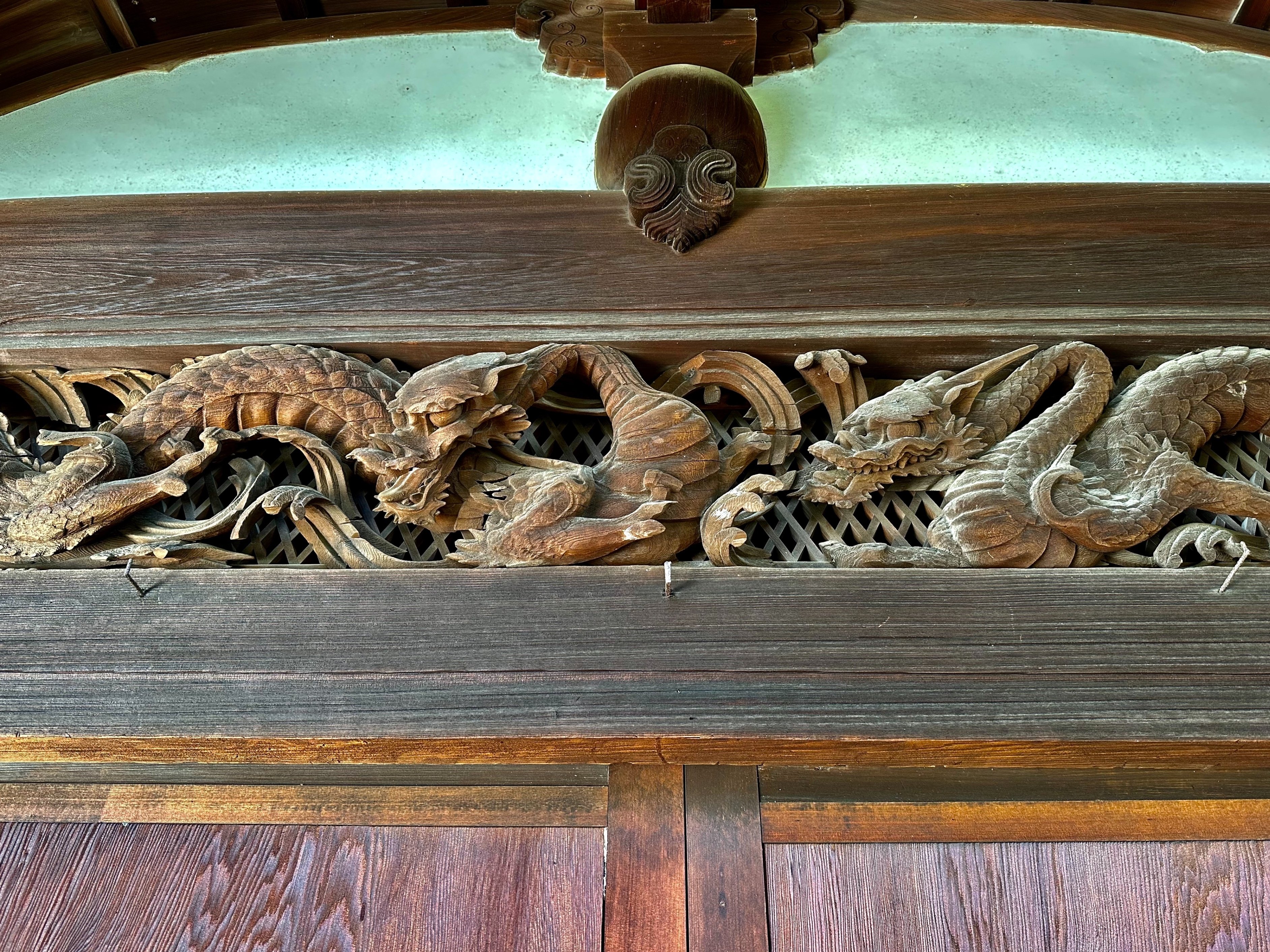 旅で出会う龍も年賀状の素材へと｜sanchi