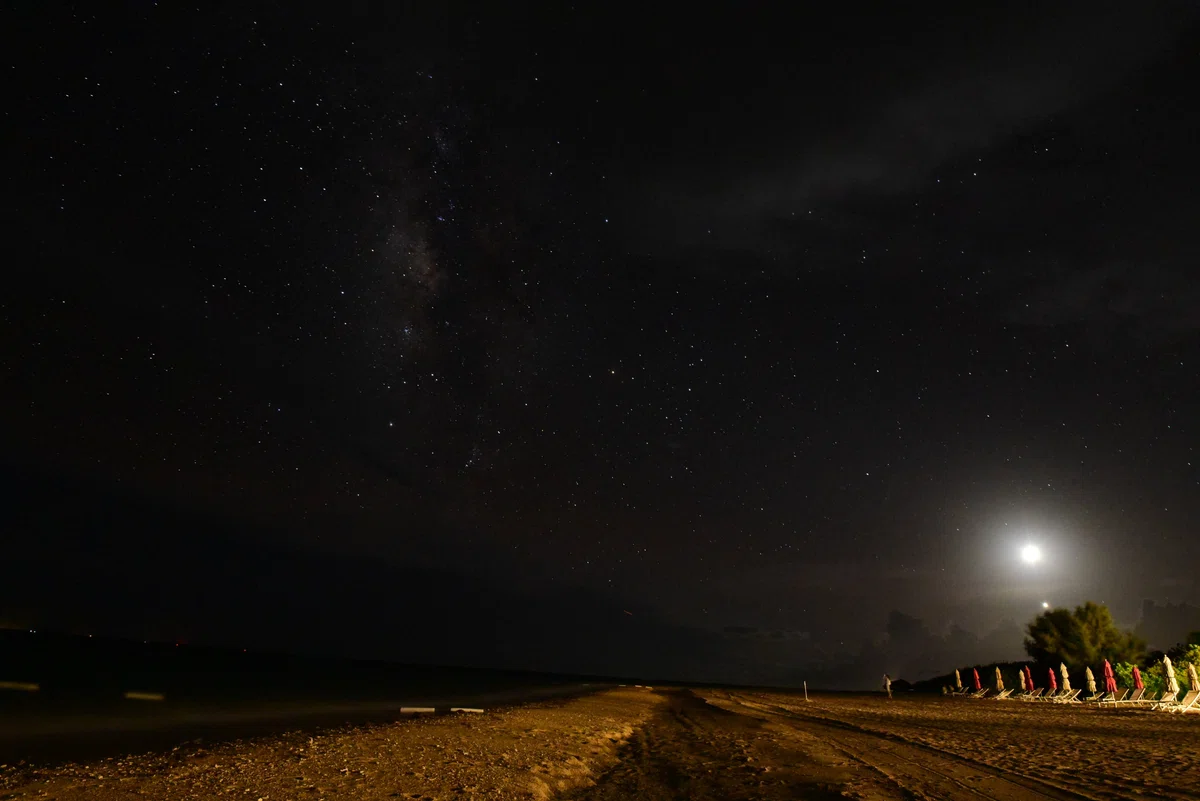 025 夕暮れの海 星で満ちる空｜ゆくる小浜島|星野リゾート