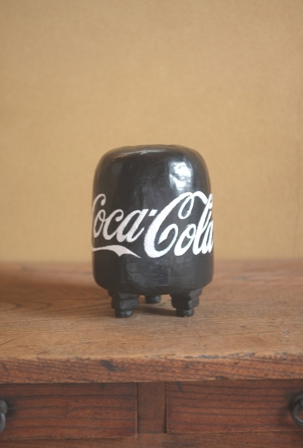 Ai WeiweiのCocaCola Vaseのこれが欲しくてさ。でも何千万円？いや