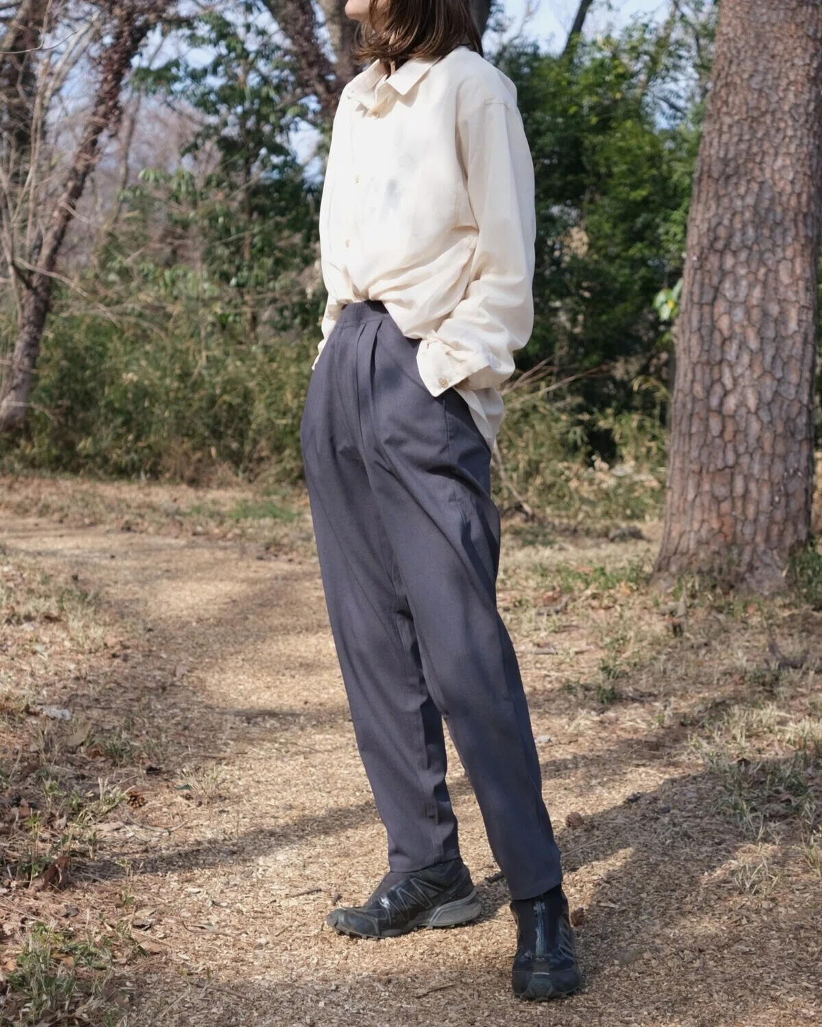 これがNew登山スタイル。Relax Tapered PantsとHybrid Merino Shirt 