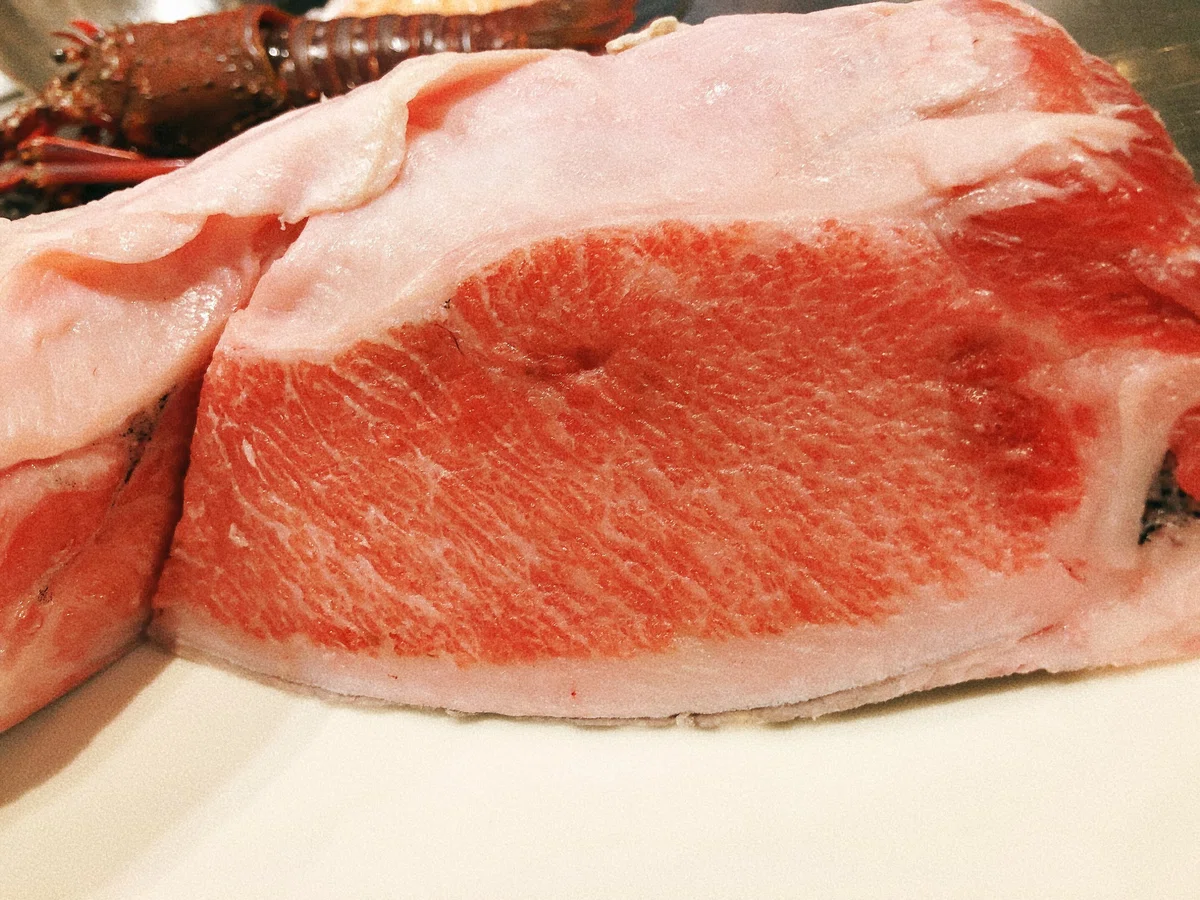 築地で買う『マグロのカマトロ』で最高のネギトロ巻きをつくる|関口 修平@株式会社ファミここ(代表取締役)