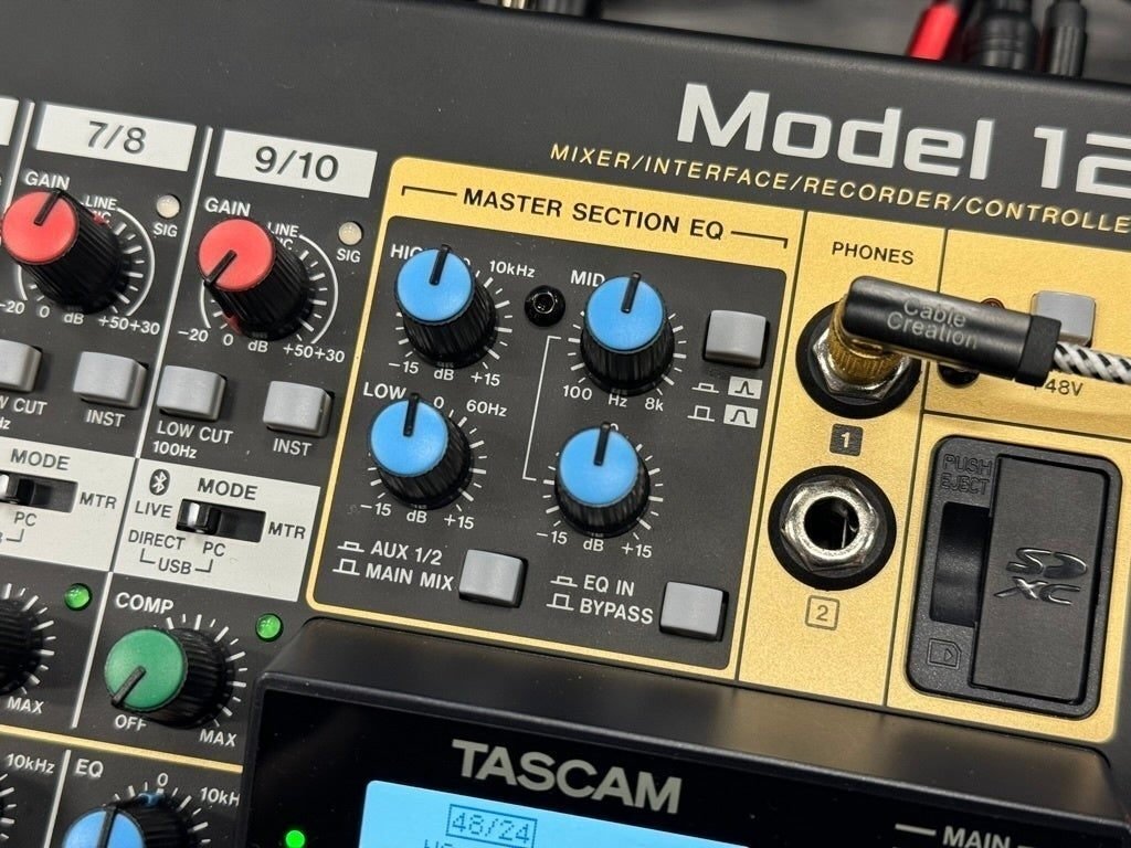 配信初心者にもオススメ！音声ミキサー「TASCAM model 12」は